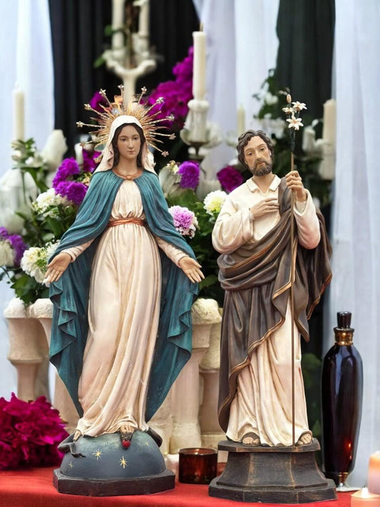 Hand-Painted Our Lady of Grace Statue: Antique-Look Virgin Mary Figurine