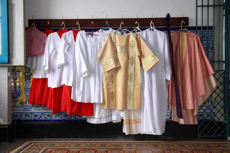 Catholic liturgical vestments