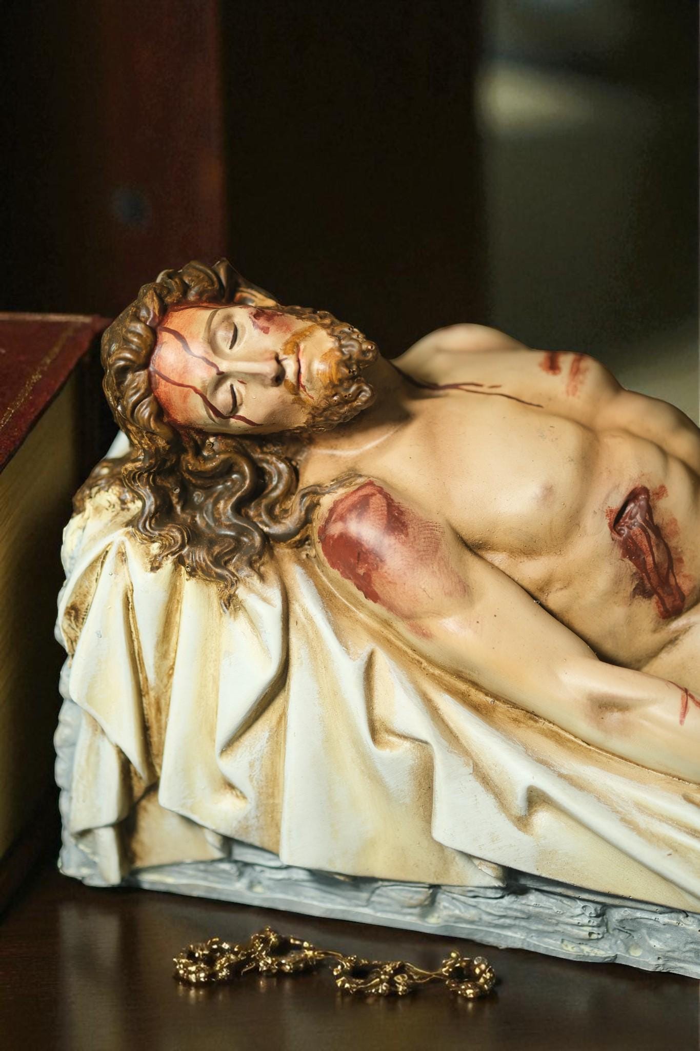 Handcrafted Jesus Entombment Statue: Antique-Style Catholic Figurine