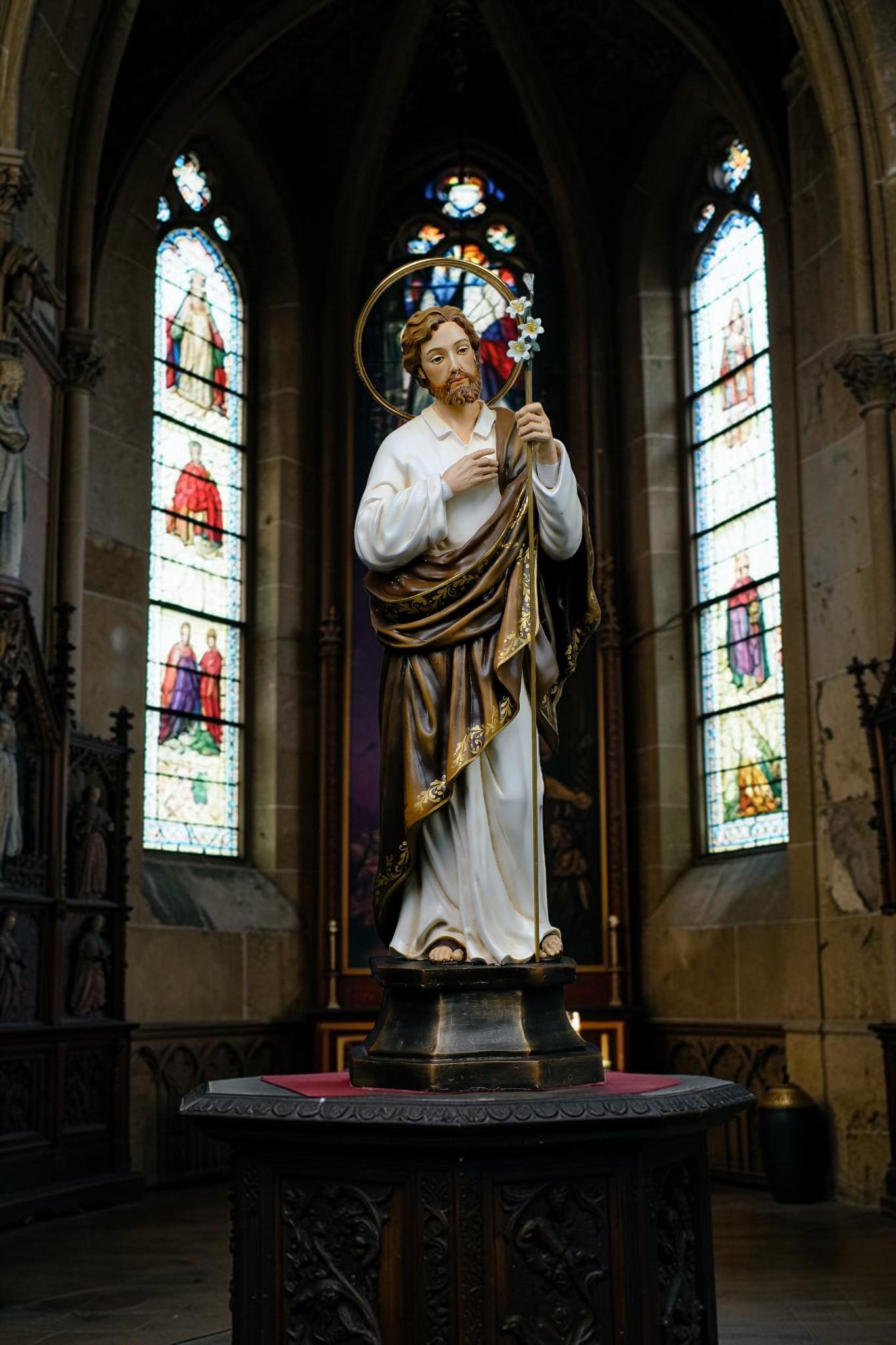 Handmade St. Joseph Statue with Lily, 50cm Antique Dusty Finish, Stone Resin Figurine __etsy:8191694231