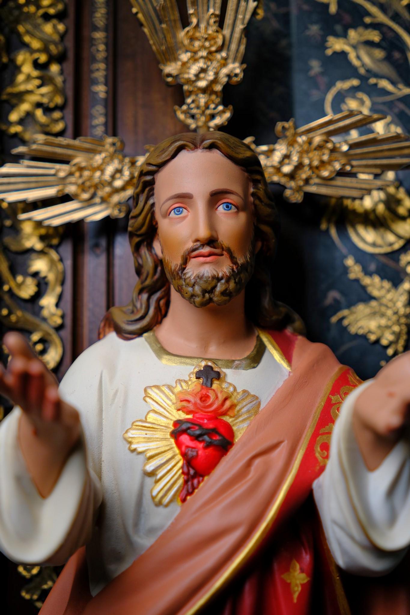 Sacred Heart of Jesus Statue 40cm Catholic Statue Handmade Religious Figurine Prayer Altar Decor Catholic Gift Home Shrine __etsy:8089215142