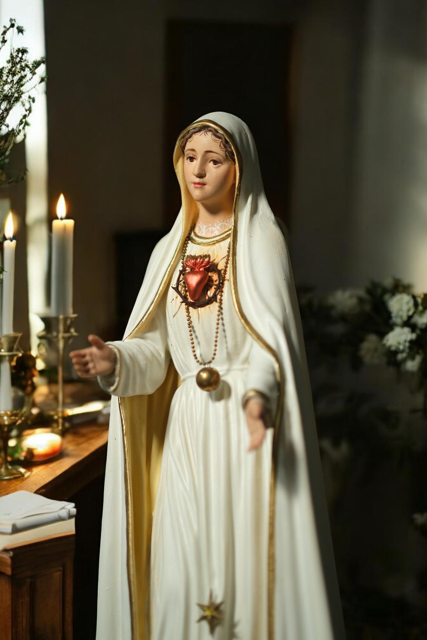 Hand-Painted Our Lady of Fatima Statue: Antique Finish Catholic Decor __etsy:7288289284