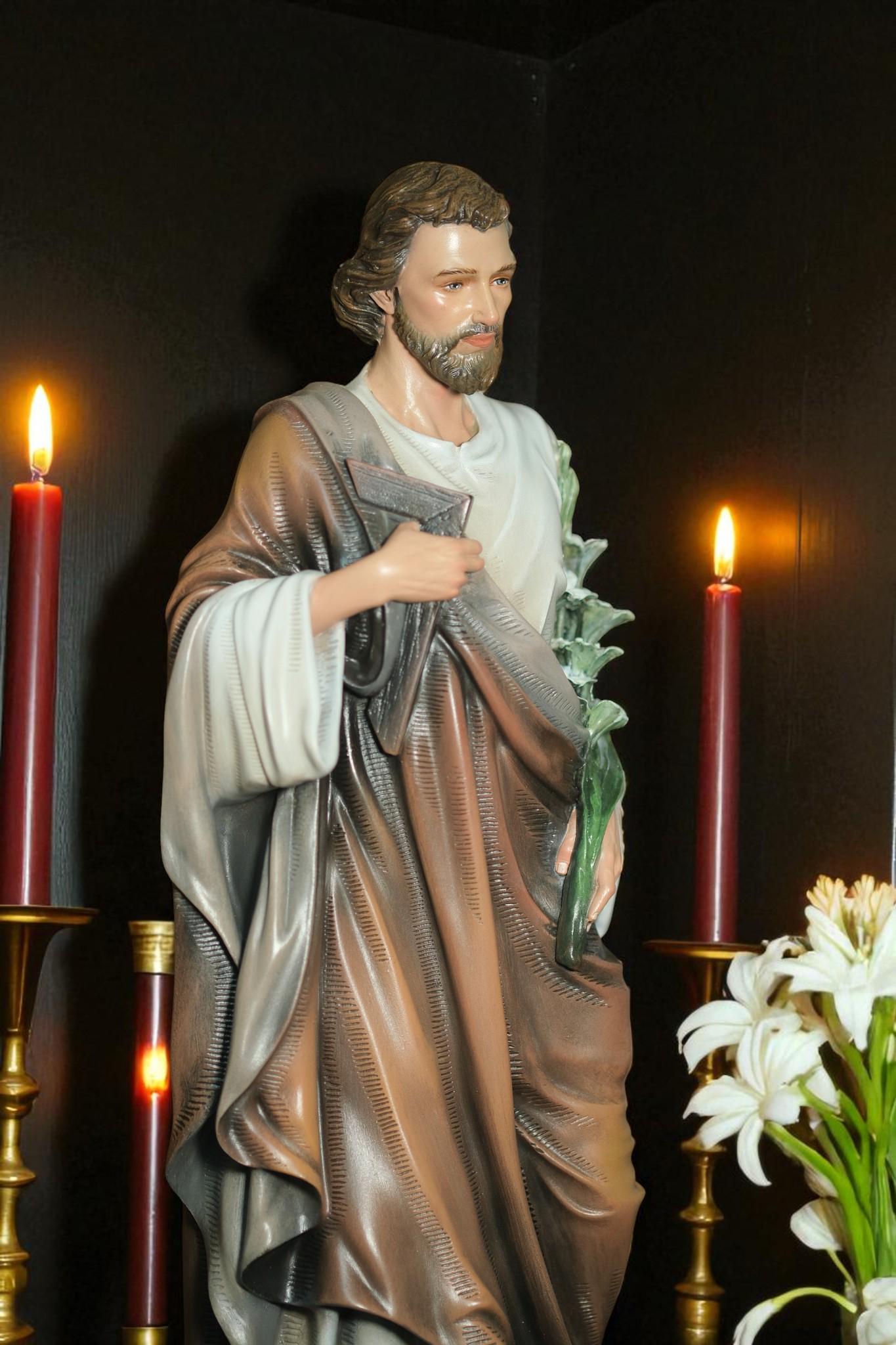 Hand-Painted Saint Joseph Statue with Lily: Antique Stone-Resin Figurine (43 cm) __etsy:7332902821
