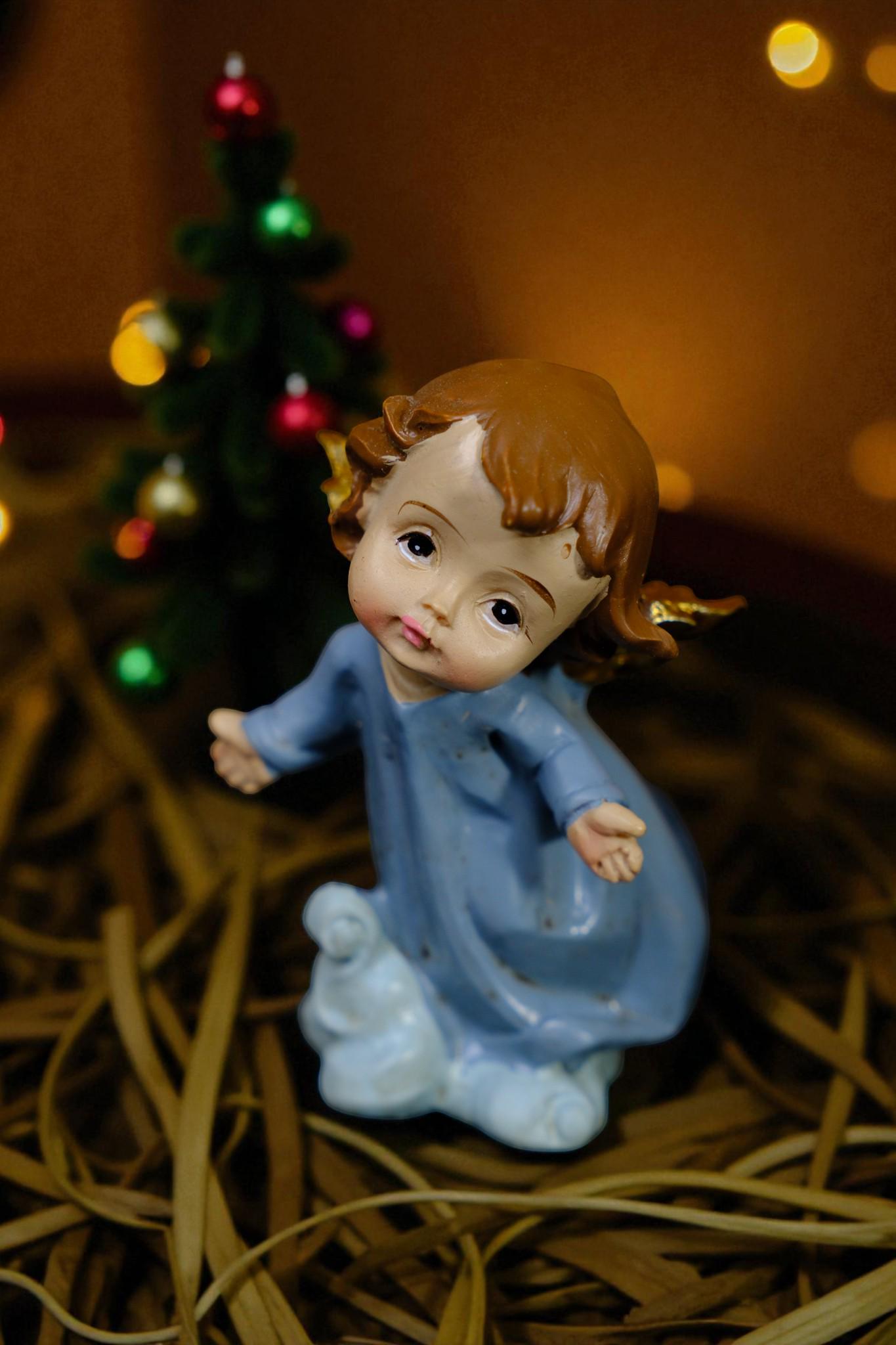 Hand-Painted Mini Nativity Set | 6cm Figurines, Christmas Creche Decor (etsy image id: 7342708172)