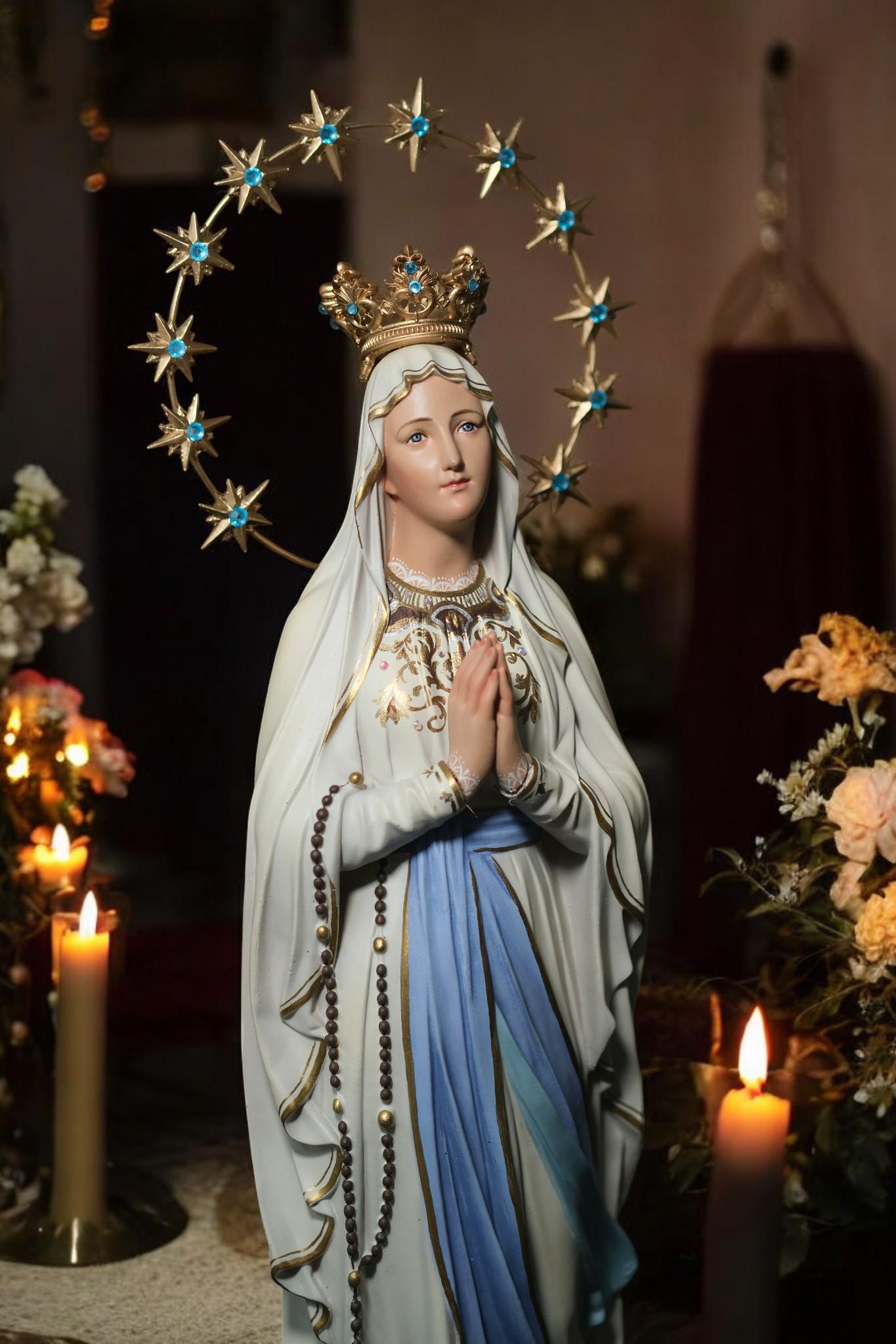 Hand-Painted Our Lady of Lourdes Statue: Antique Finish, Home Altar Decor (etsy image id: 7355993945)