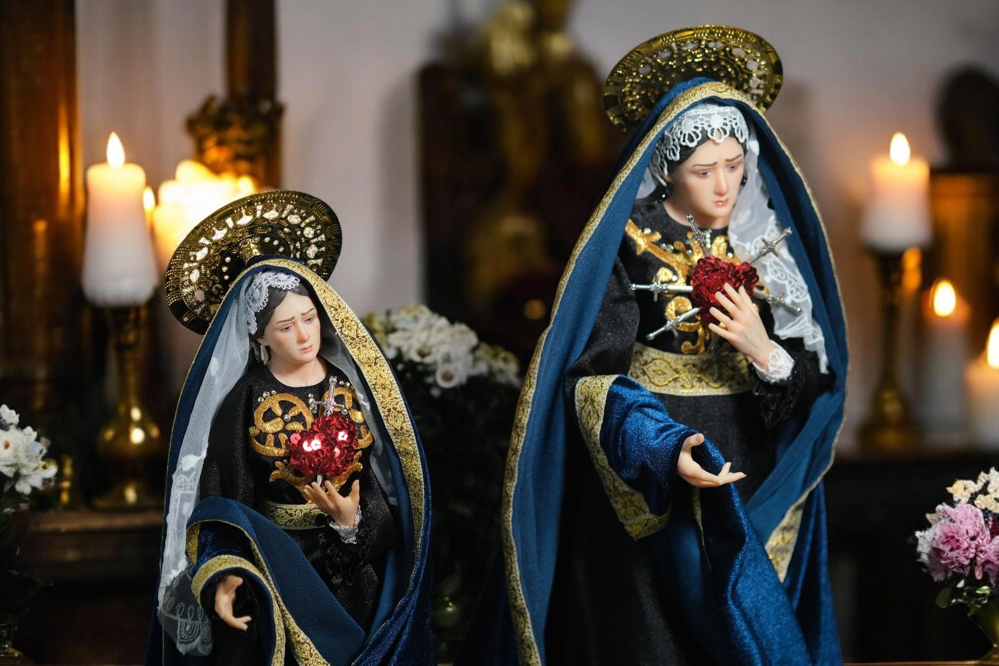 Handcrafted Our Lady of Sorrows Statue: Dressed Catholic Virgin Mary, 35cm 45 cm (etsy image id: 7356354574)