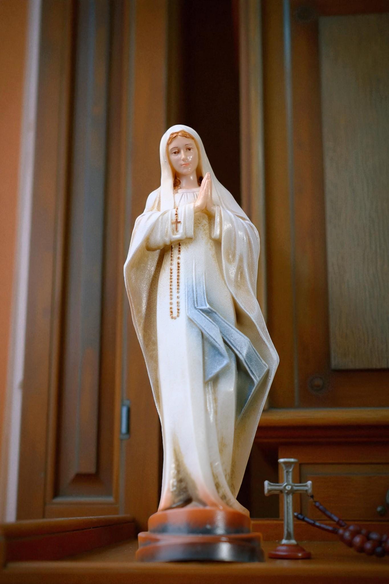Hand-Painted Virgin Mary Statue (12cm) | Catholic Prayer Decor (etsy image id: 7363644298)