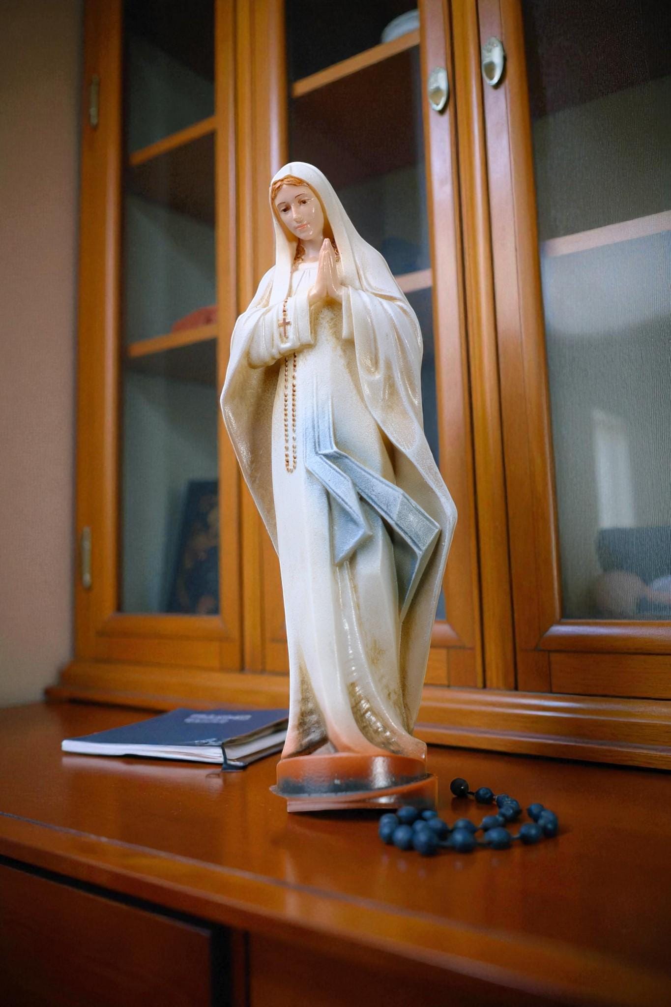 Hand-Painted Virgin Mary Statue (12cm) | Catholic Prayer Decor (etsy image id: 7363644328)