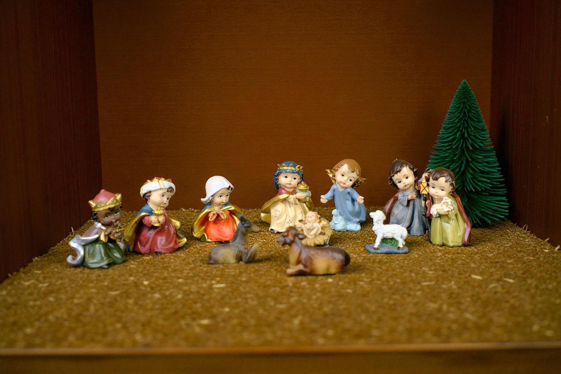 Hand-Painted Mini Nativity Set | 6cm Figurines, Christmas Creche Decor (etsy image id: 7390641301)