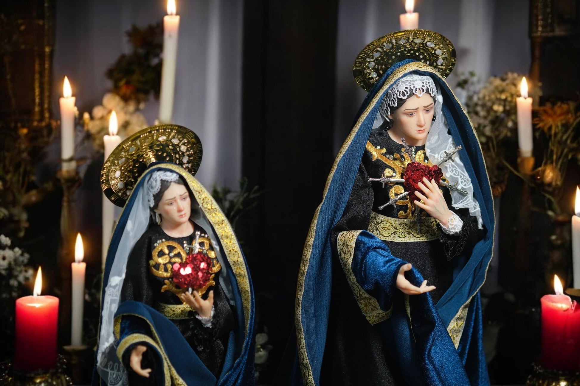 Handcrafted Our Lady of Sorrows Statue: Dressed Catholic Virgin Mary, 35cm 45 cm (etsy image id: 7404275043)