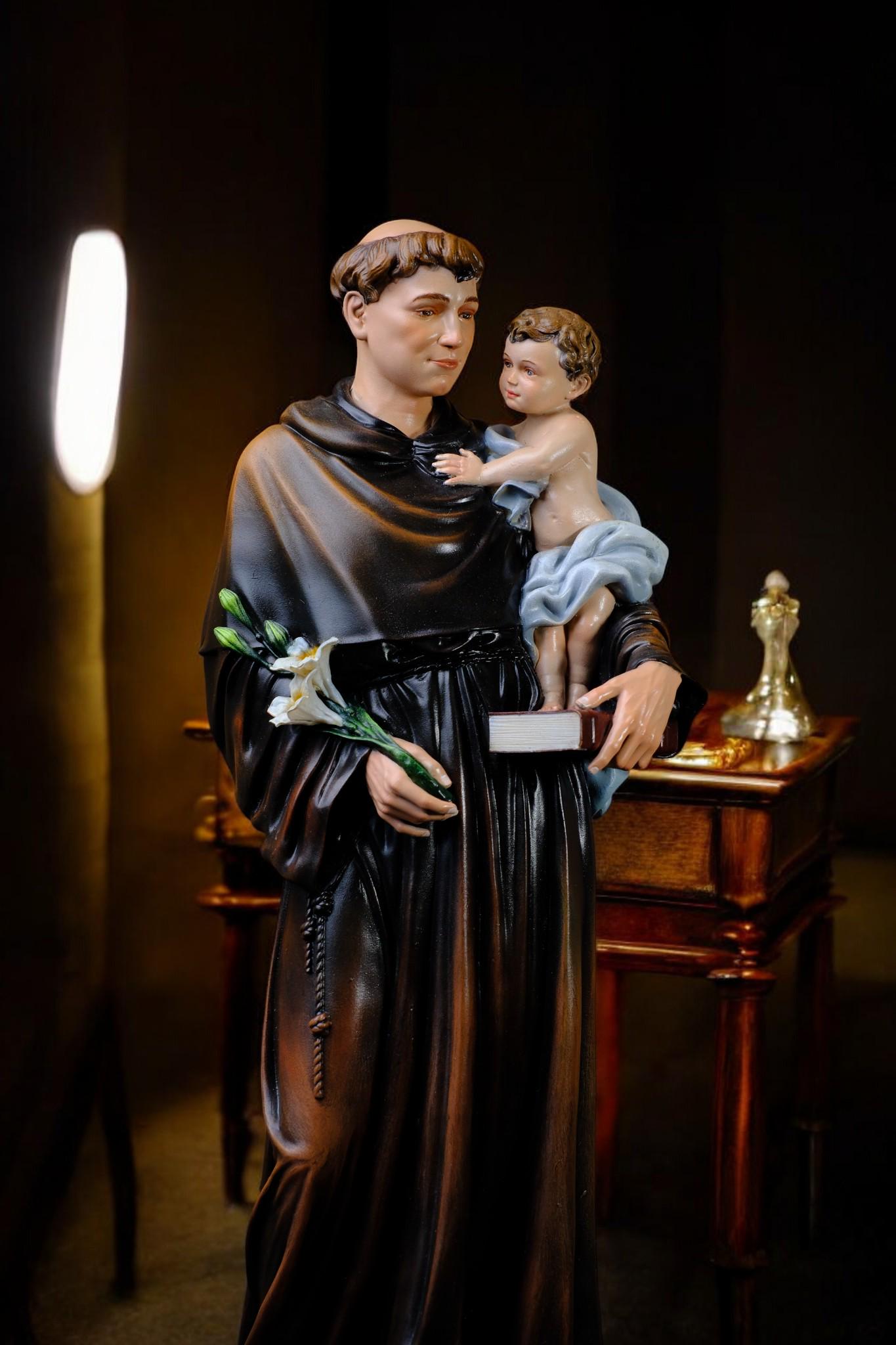 Handmade Saint Anthony of Padua Statue: Catholic Home Altar Decor (etsy image id: 7411503251)