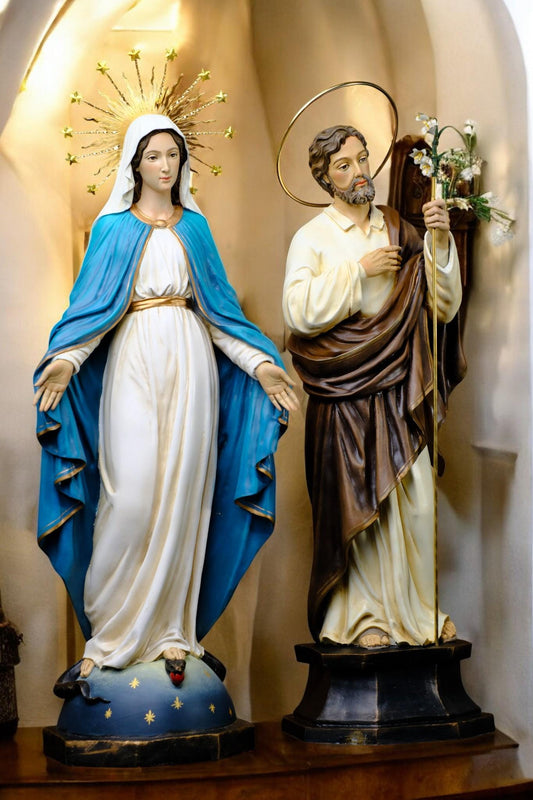 Hand-Painted Our Lady of Grace Statue | Antique Catholic Decor (50 cm)