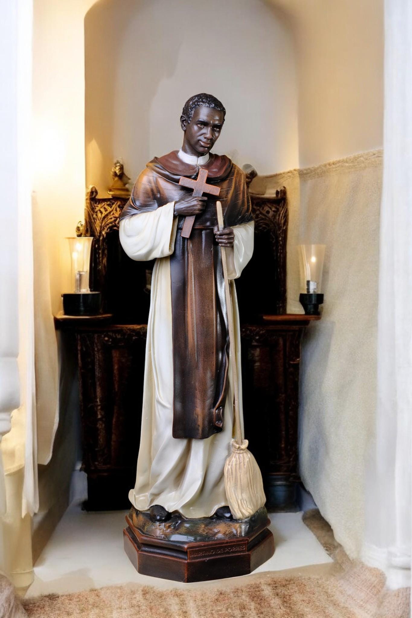 Saint Martin de Porres Statue | Hand-Painted Antique Finish, 42cm (etsy image id: 7413602202)