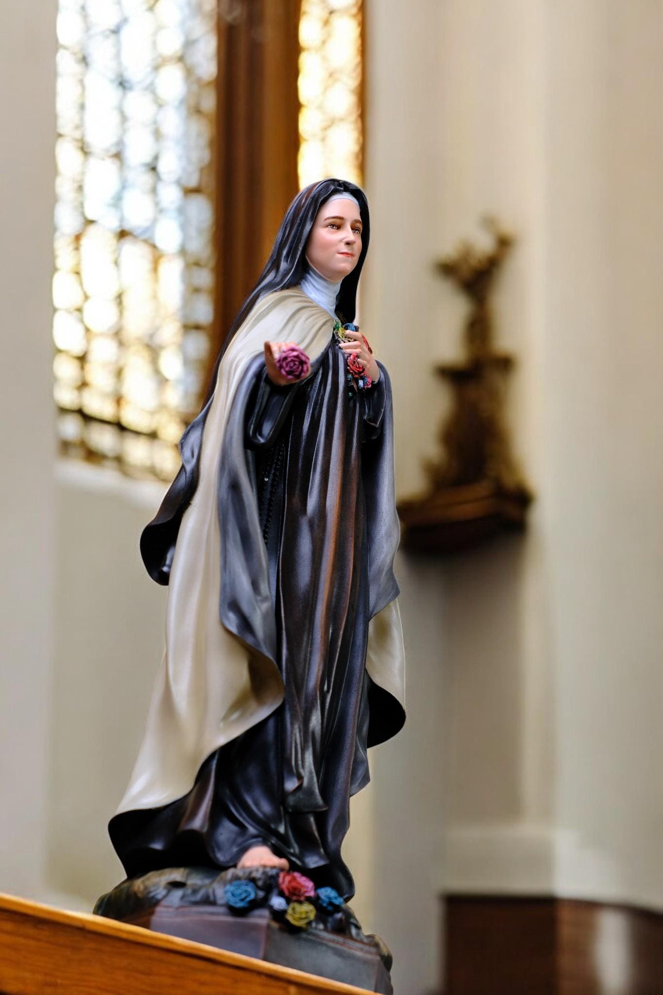 Handmade Saint Teresa Statue 42cm | Hand-Painted Catholic Figurine __etsy:7453315787