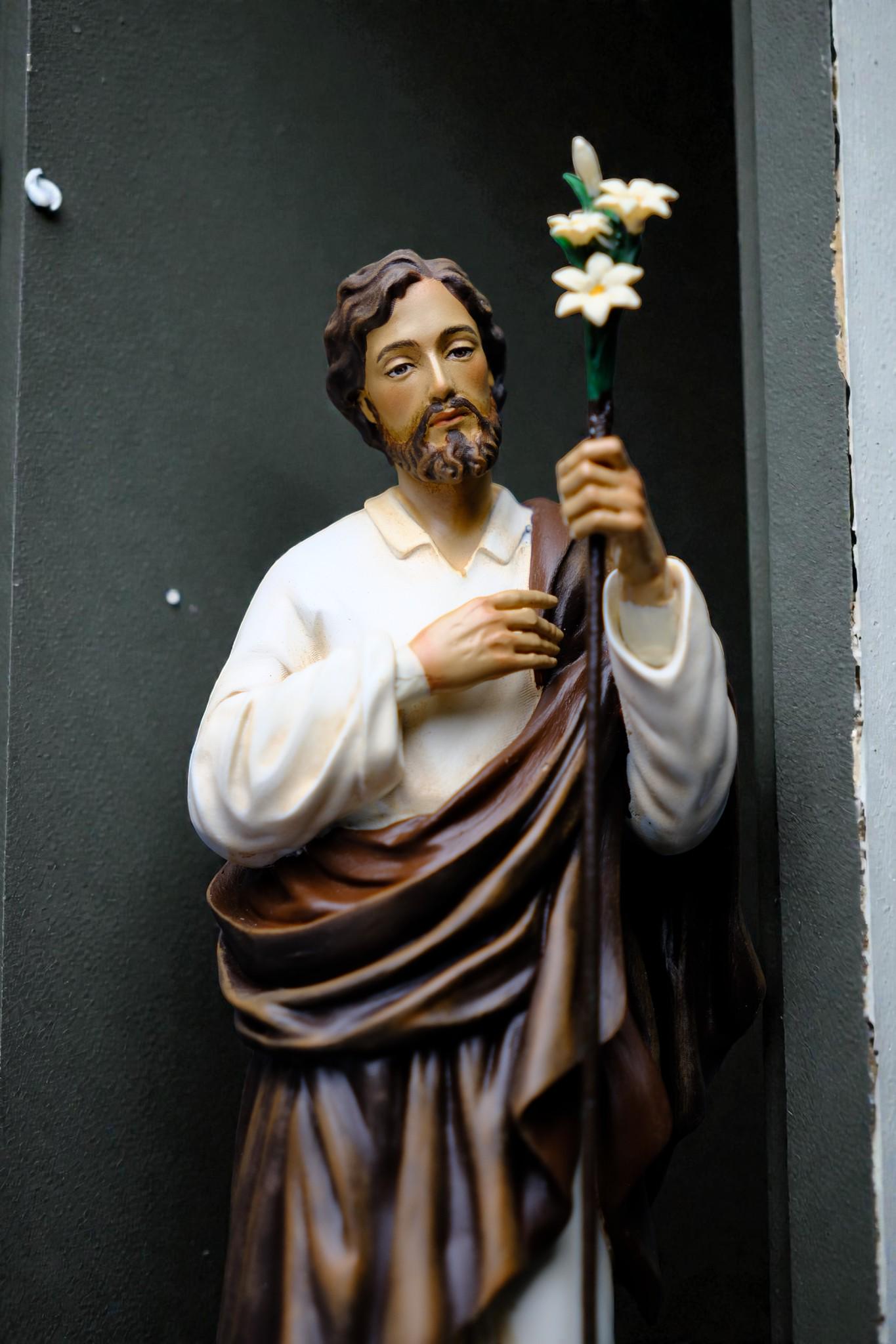 St Joseph Lily Statue 25cm | Hand Painted Catholic Saint Joseph Figurine for Home Altar Prayer Gift Decor __etsy:7537412454
