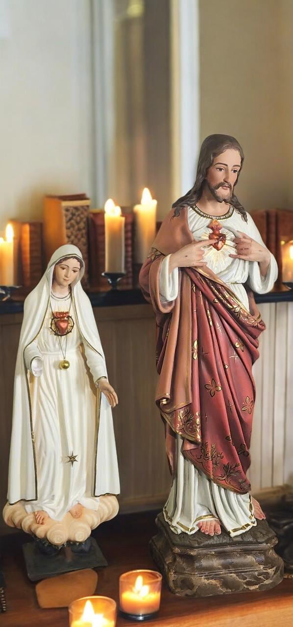 Hand-Painted Sacred Heart of Jesus Statue | Antique Style Catholic Decor (55cm) (etsy image id: 7540772713)