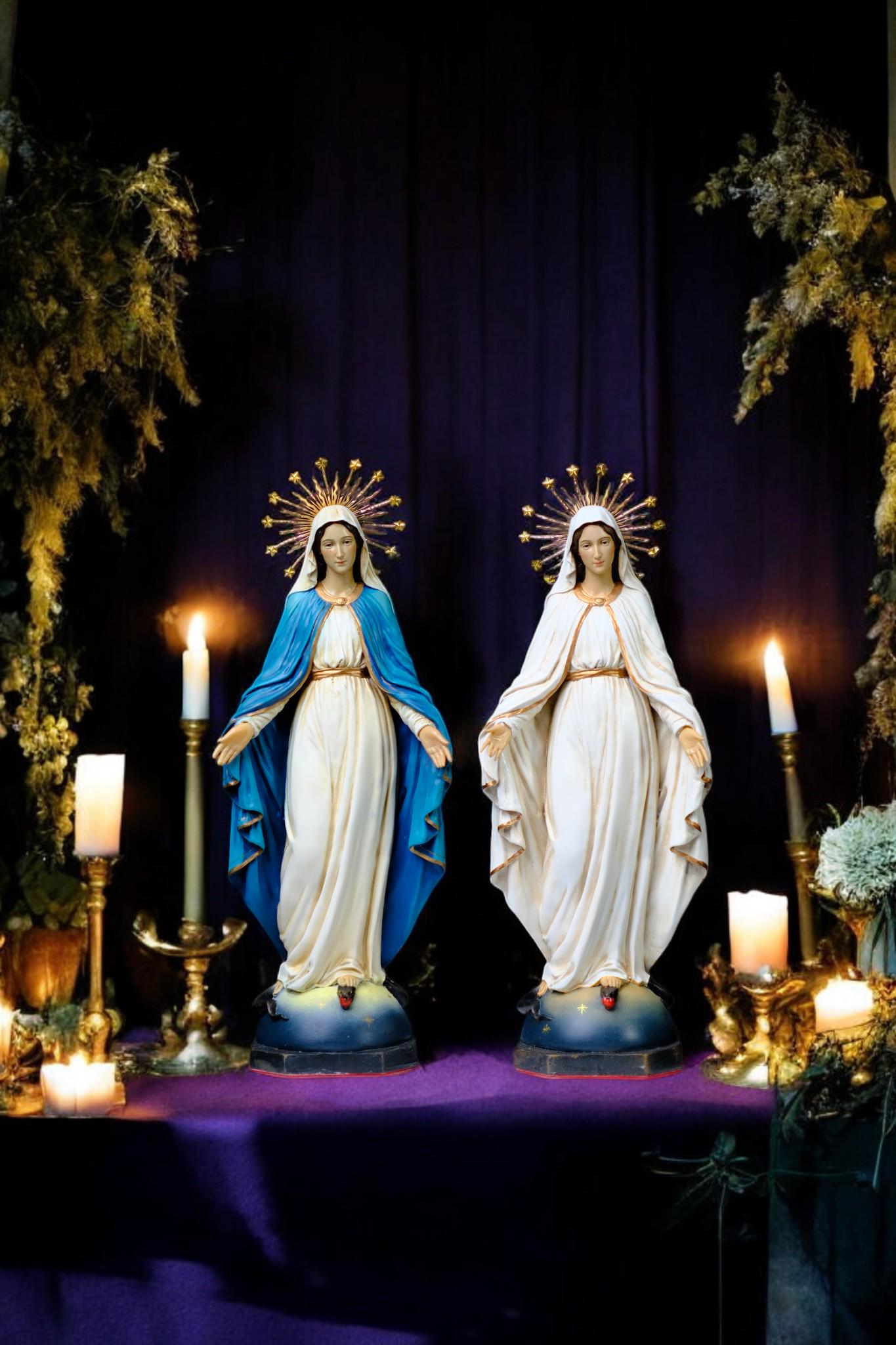 Hand-Painted Our Lady of Grace Statue with 12 Stars Halo __etsy:7543949882