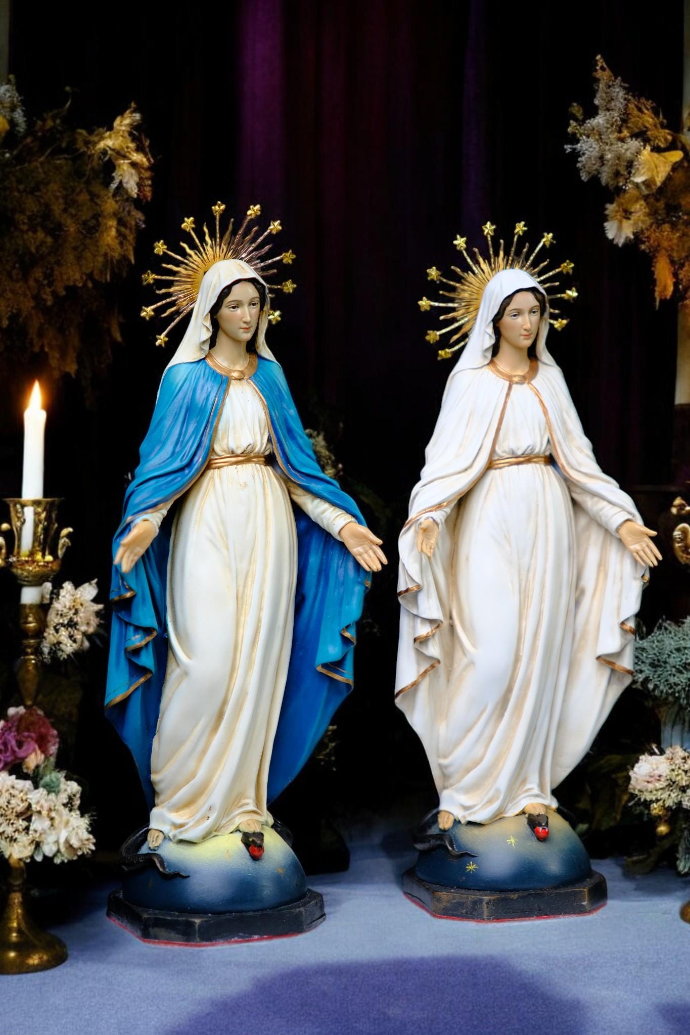 Hand-Painted Our Lady of Grace Statue with 12 Stars Halo __etsy:7543951734