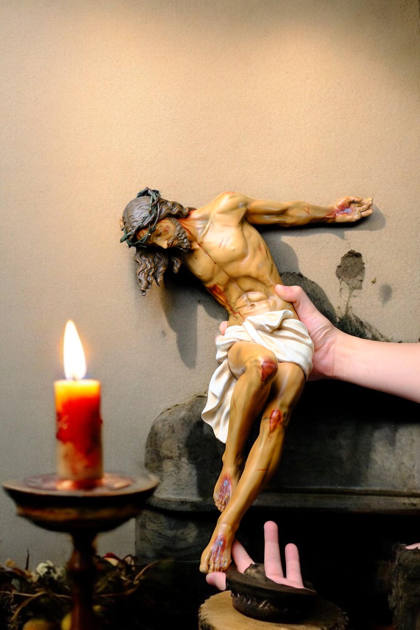 Hand-Painted Jesus Corpus Statue, Catholic Altar Decor (No Cross) (etsy image id: 7591870145)