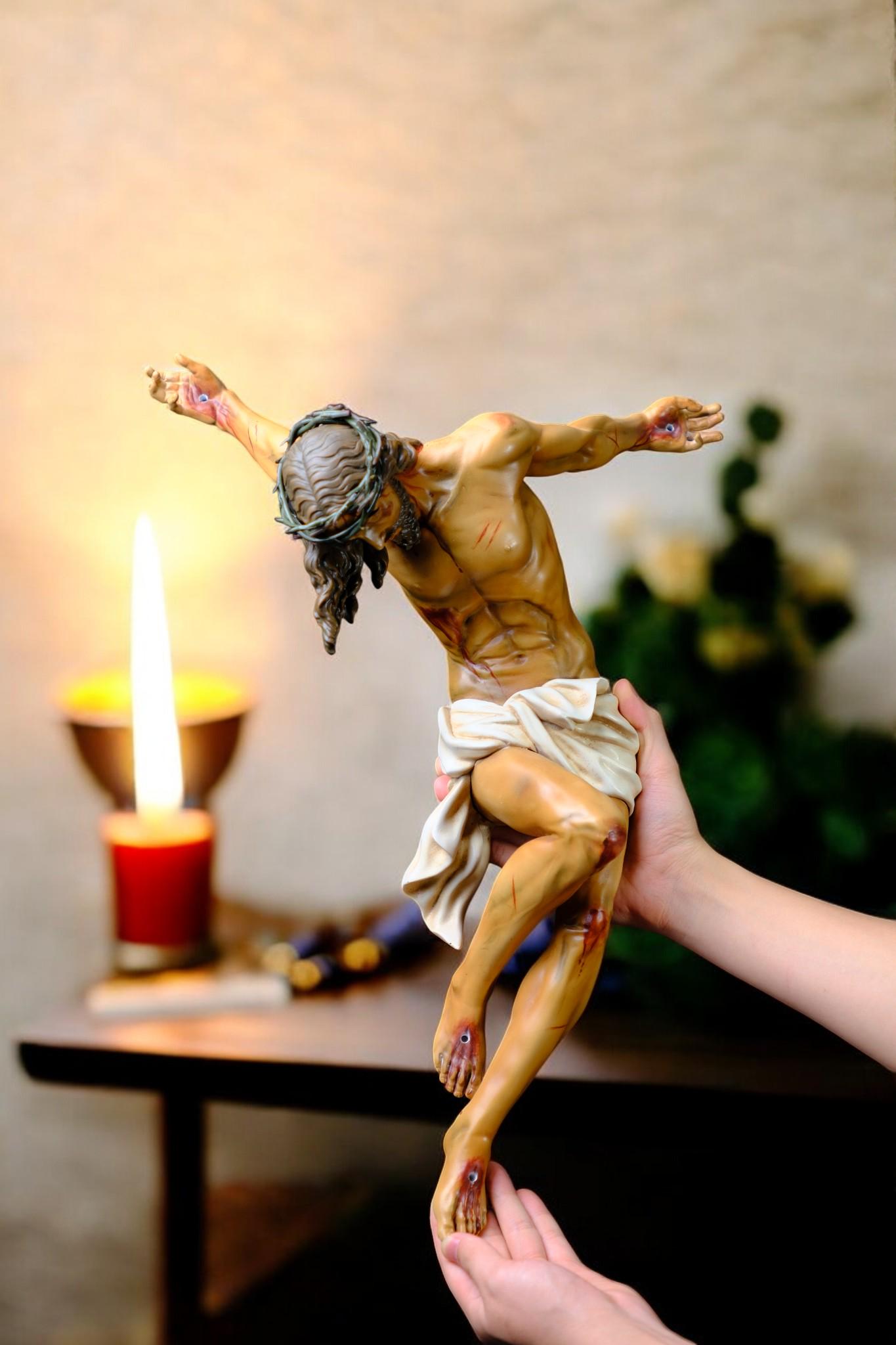 Hand-Painted Jesus Corpus Statue, Catholic Altar Decor (No Cross) (etsy image id: 7591870835)