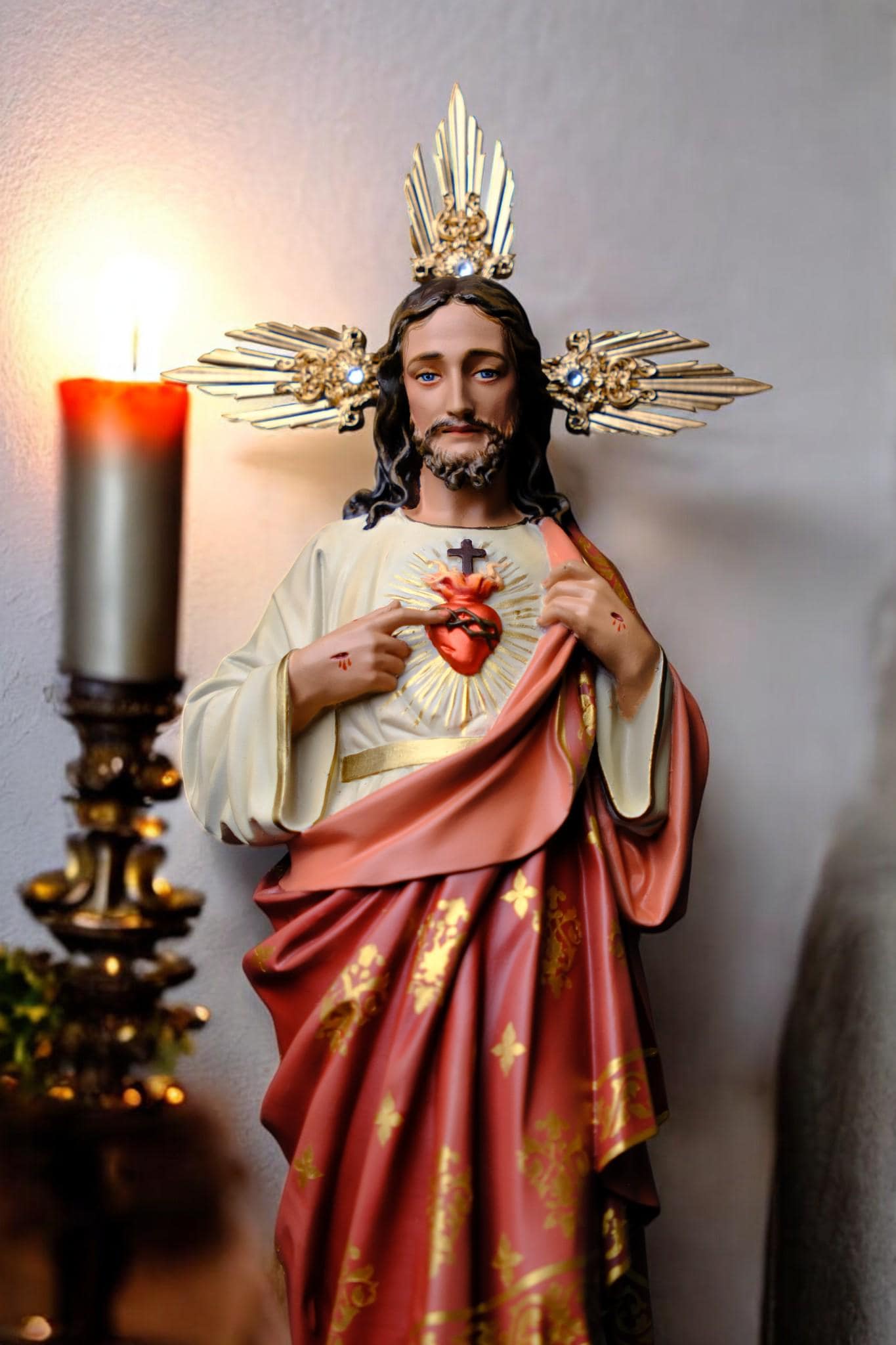 Hand-Painted Sacred Heart of Jesus Statue, Catholic Home Altar Decor, 40cm (etsy image id: 7616871923)