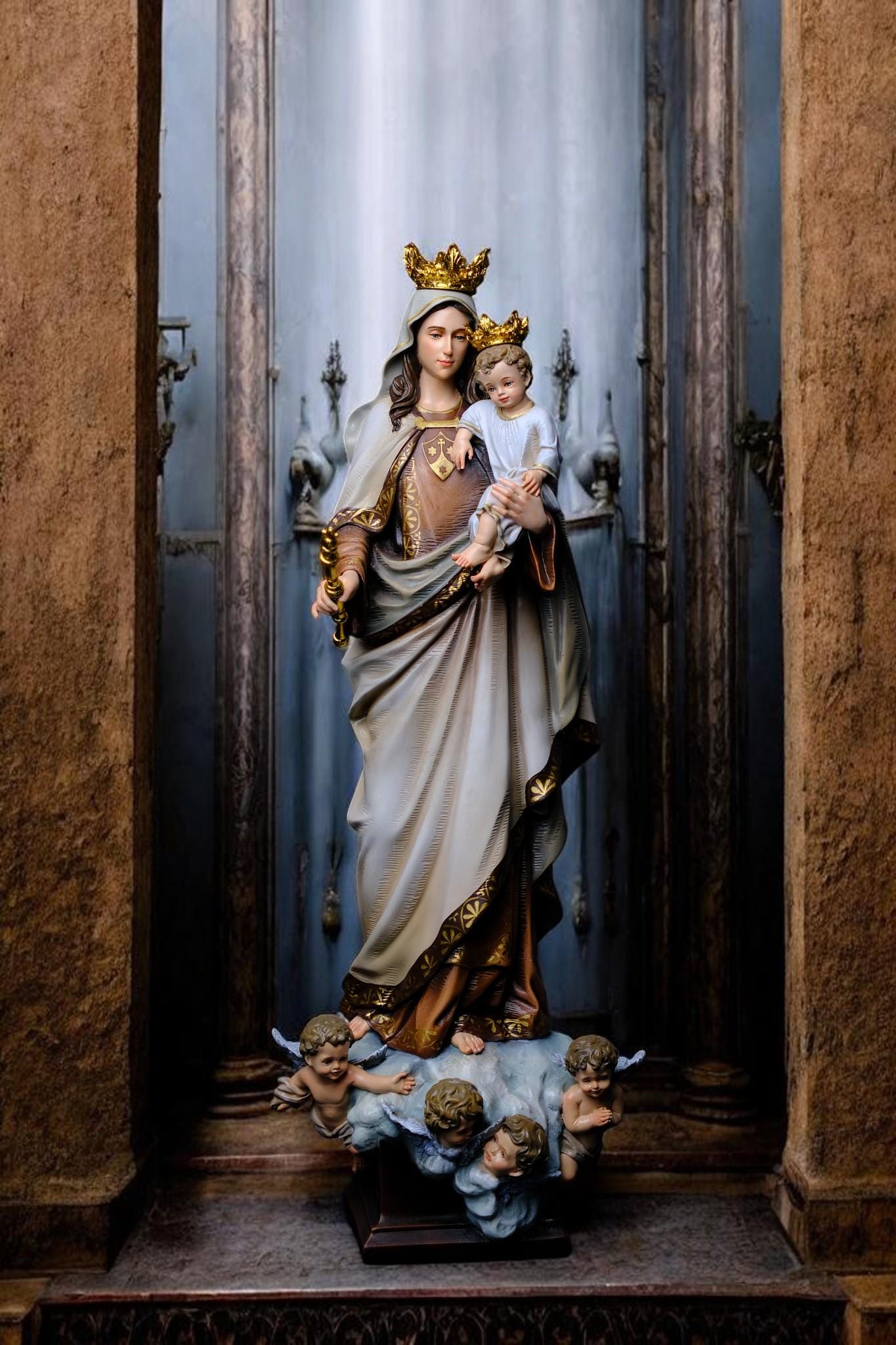 Handmade Our Lady of Mount Carmel Statue: Antique-Style Catholic Decor __etsy:7656741238