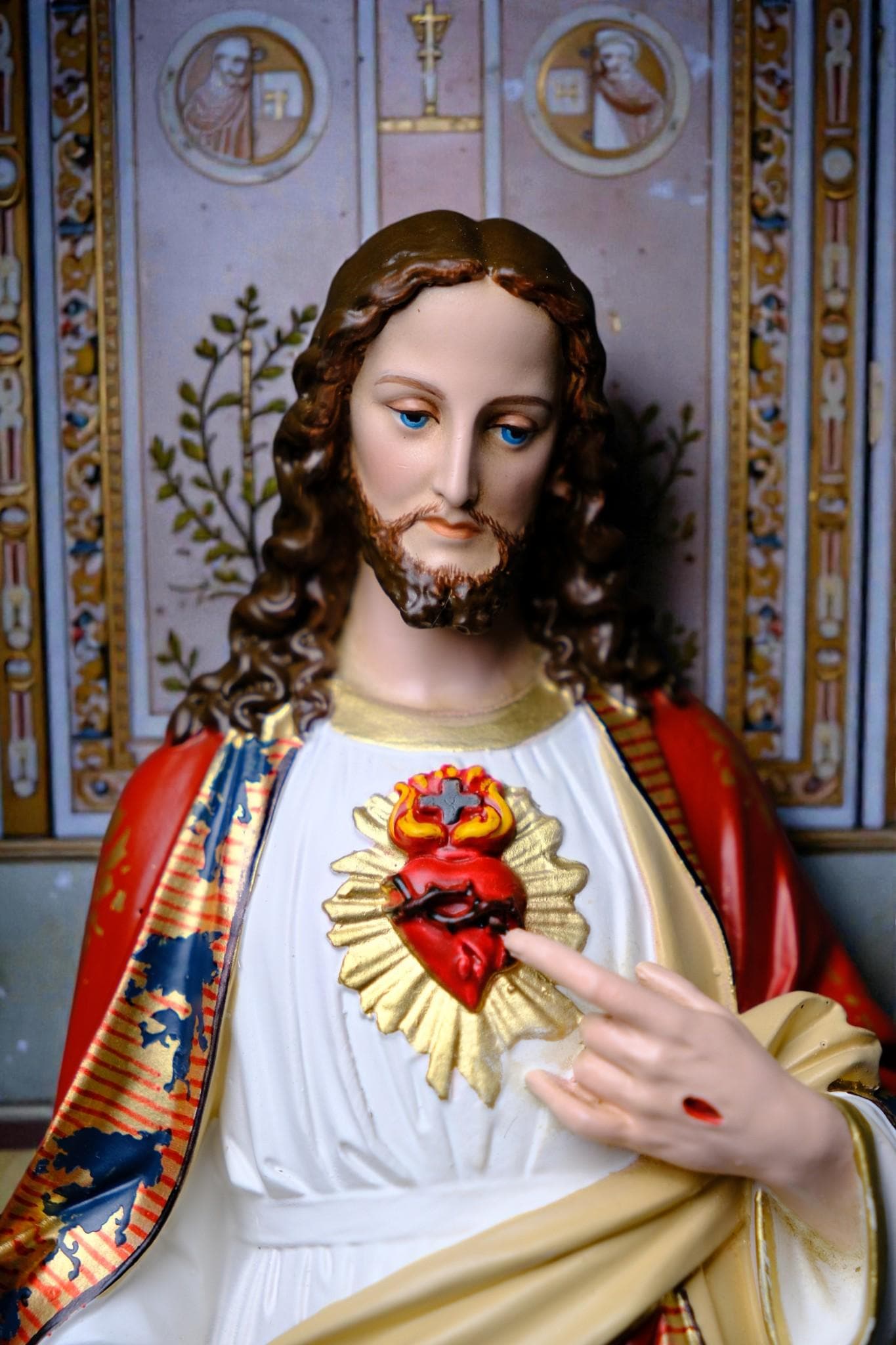 Hand Painted Sacred Heart of Jesus Statue 30cm Catholic Home Altar Decor Stone Powder (etsy image id: 7824248216)