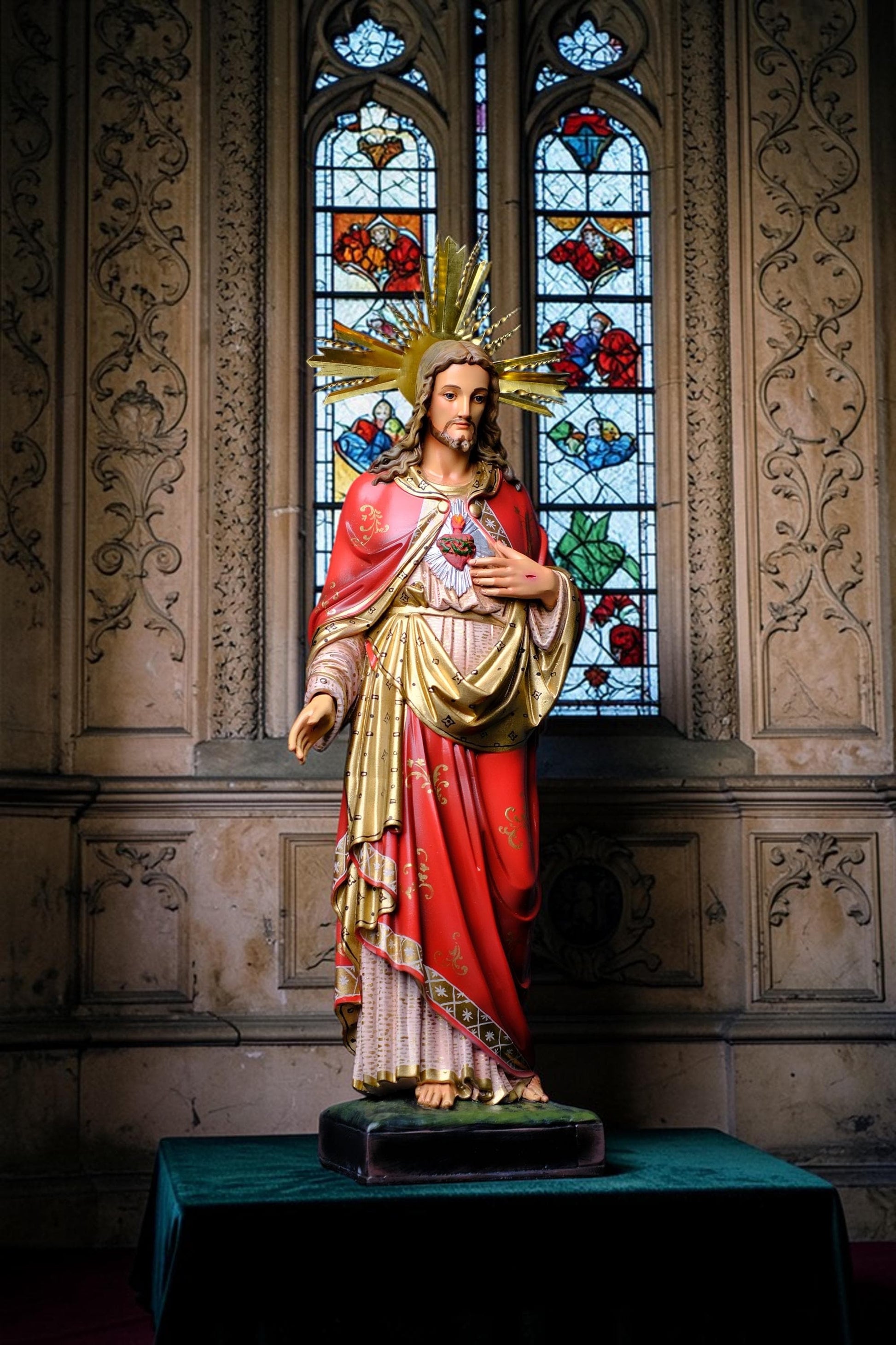 Hand-Painted Sacred Heart of Jesus Statue, 40cm Catholic Home Altar Decor, Antique Finish Figure (etsy image id: 7838433814)