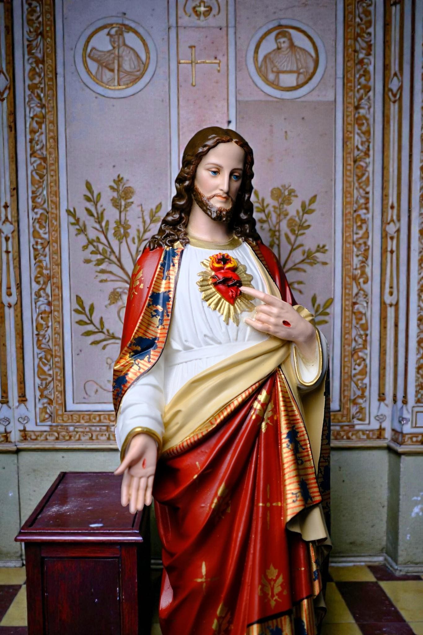 Hand Painted Sacred Heart of Jesus Statue 30cm Catholic Home Altar Decor Stone Powder (etsy image id: 7872192687)