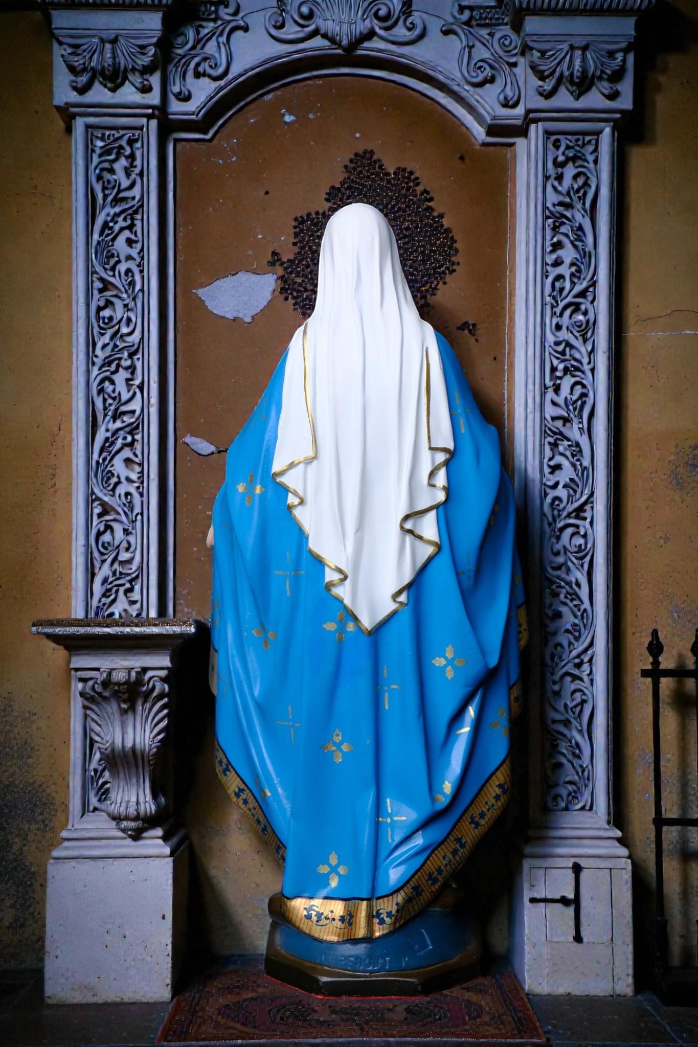 Our Lady of Grace Statue 30cm Hand-Painted Catholic Home Altar Decor (11.8 inches) (etsy image id: 7876581453)