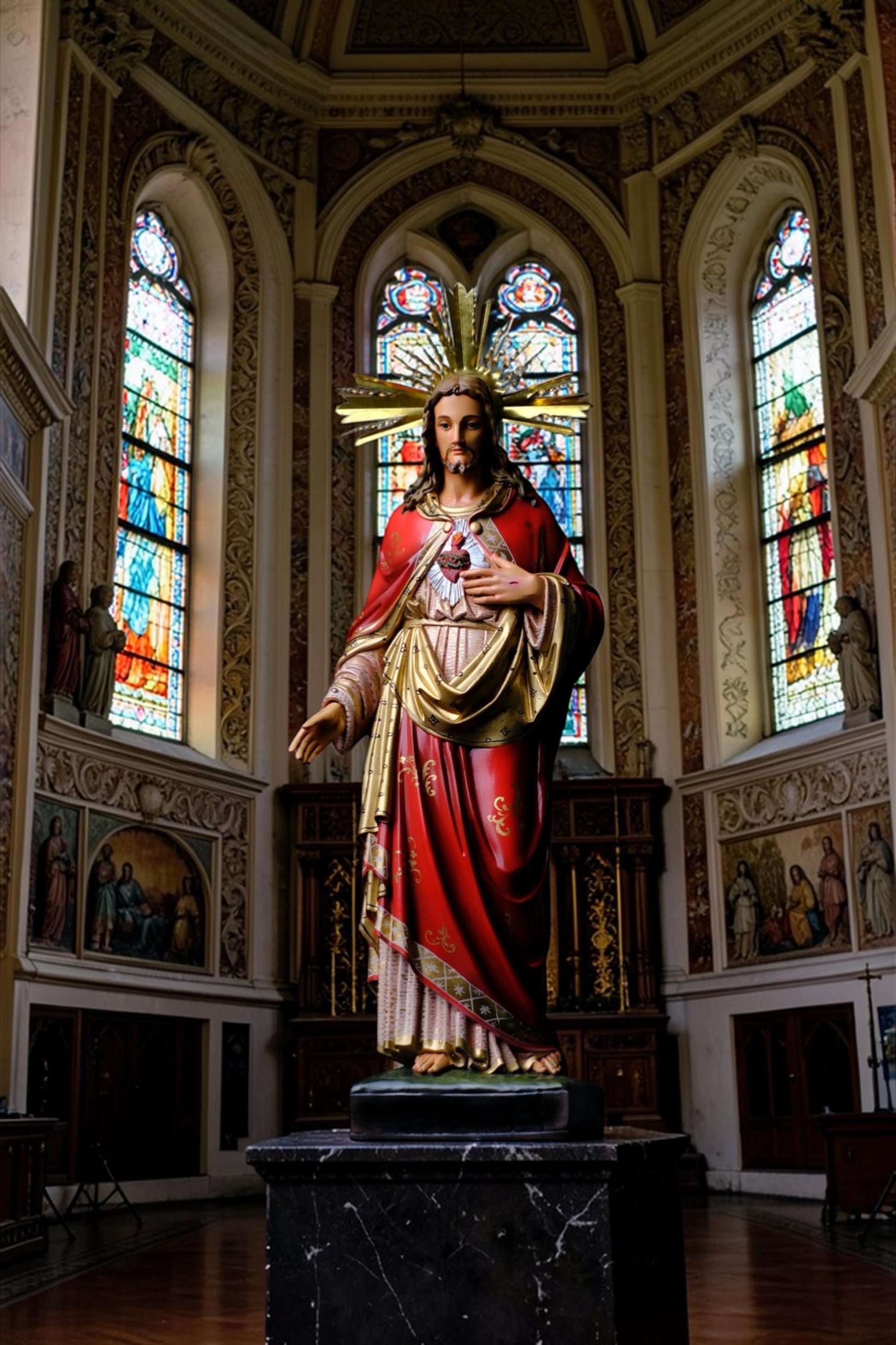 Hand-Painted Sacred Heart of Jesus Statue, 40cm Catholic Home Altar Decor, Antique Finish Figure (etsy image id: 7886387085)