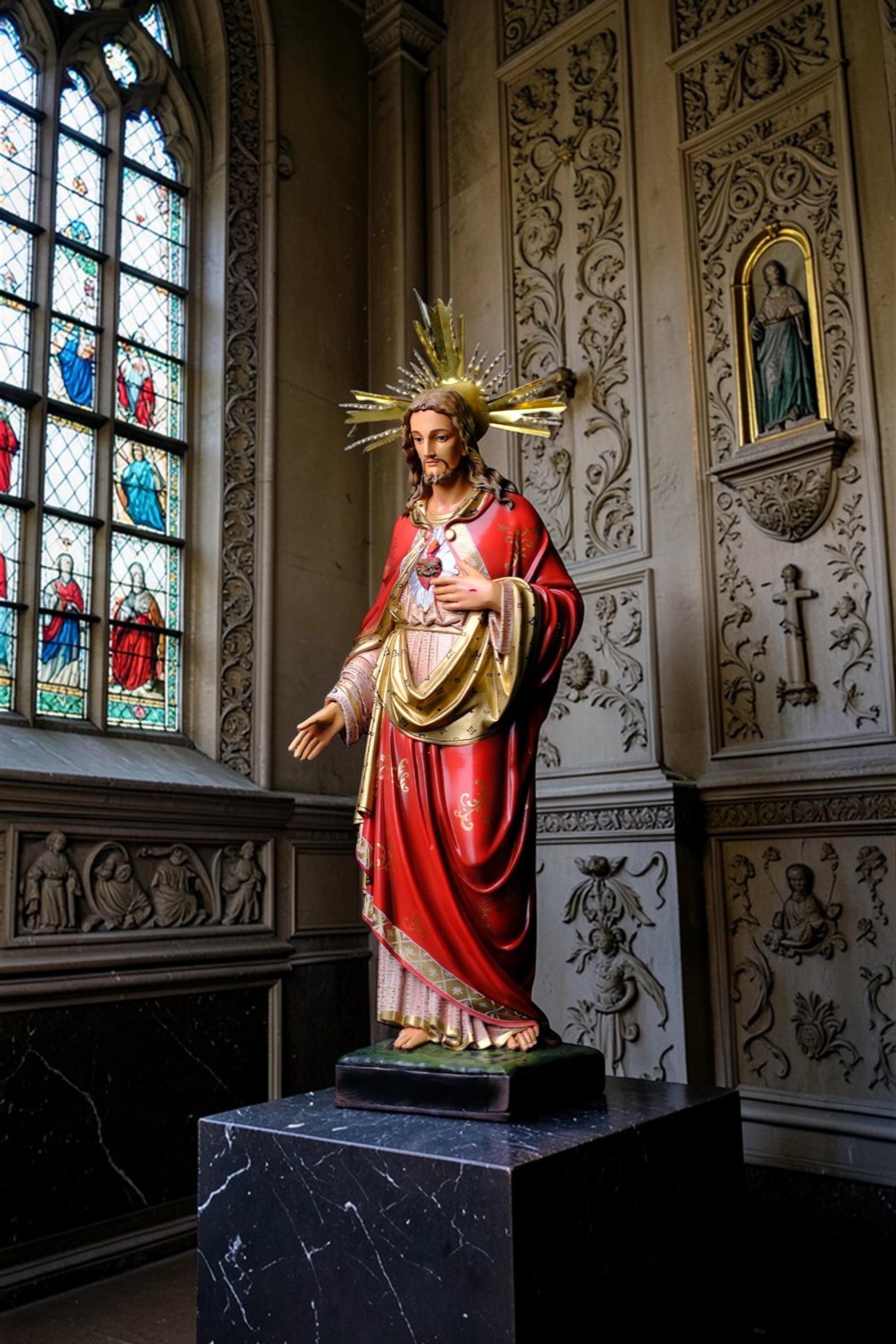 Hand-Painted Sacred Heart of Jesus Statue, 40cm Catholic Home Altar Decor, Antique Finish Figure (etsy image id: 7886387203)