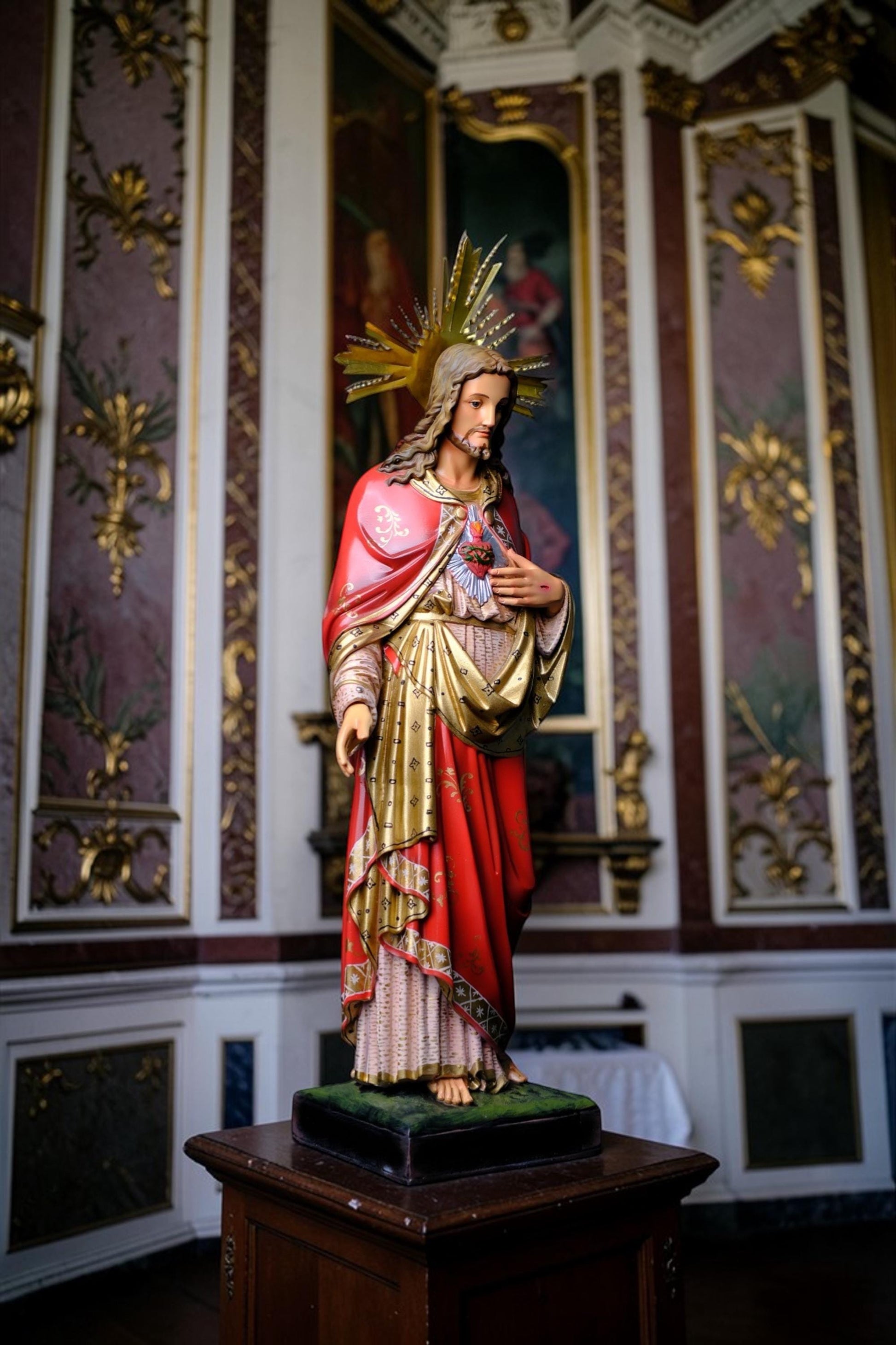 Hand-Painted Sacred Heart of Jesus Statue, 40cm Catholic Home Altar Decor, Antique Finish Figure (etsy image id: 7886387241)