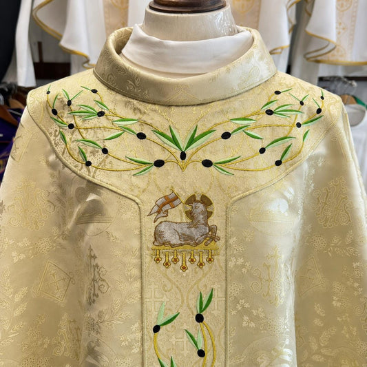 Custom Embroidered Gold White Catholic Chasuble Vestment – Liturgical Clergy Robe (etsy image id: 8071184141)