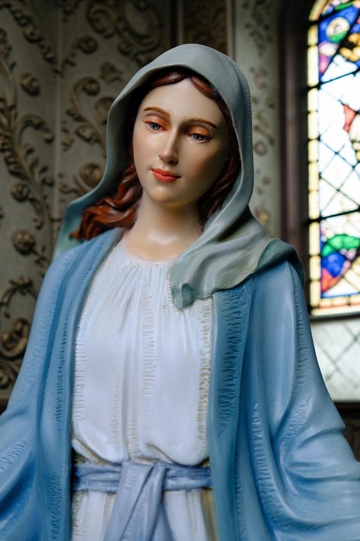 Our Lady of Grace Statue, Hand-Painted Virgin Mary Religious Decor (53cm) __etsy:8106248839