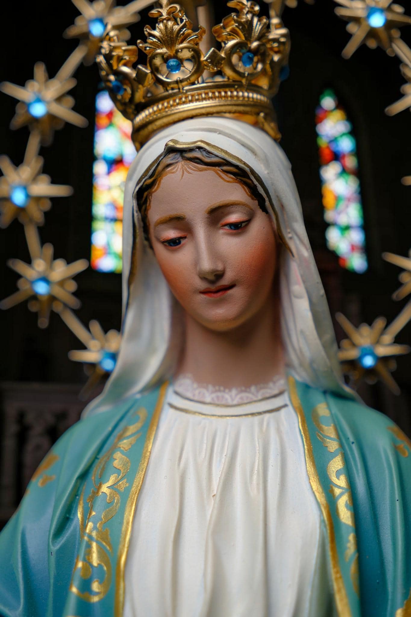 Handcrafted Our Lady of Grace Statue: Crown, Halo, Rays – Catholic Home Altar Decor __etsy:8108101189