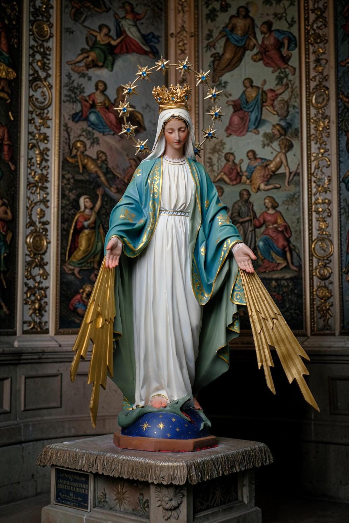 Handcrafted Our Lady of Grace Statue: Crown, Halo, Rays – Catholic Home Altar Decor __etsy:8108105571