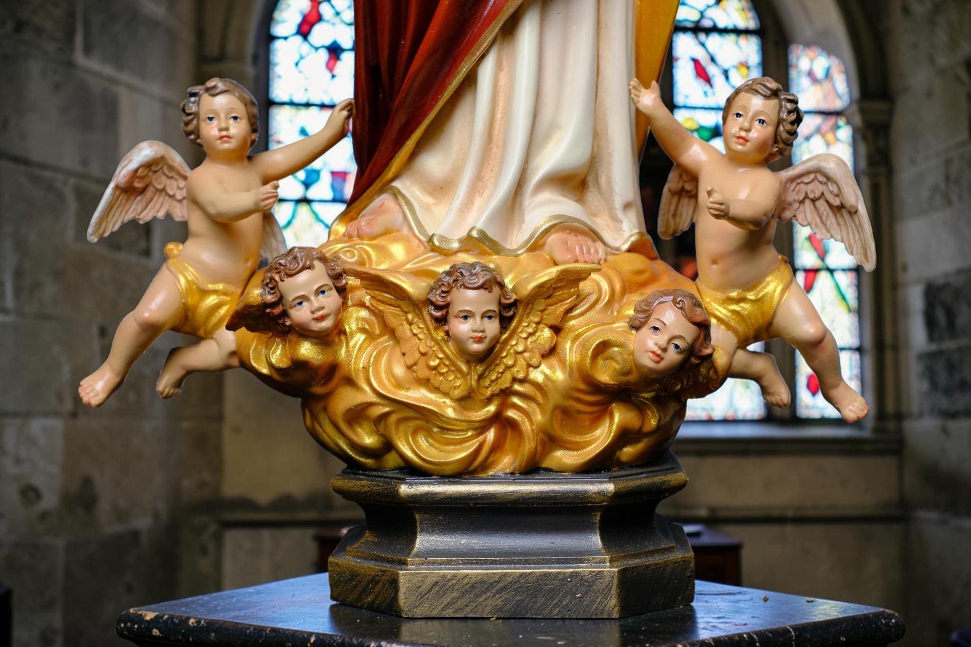 Handmade Sacred Heart Jesus Statue with Angels, Antique Dusty Finish, Stone Resin Altar Decor __etsy:8162336584
