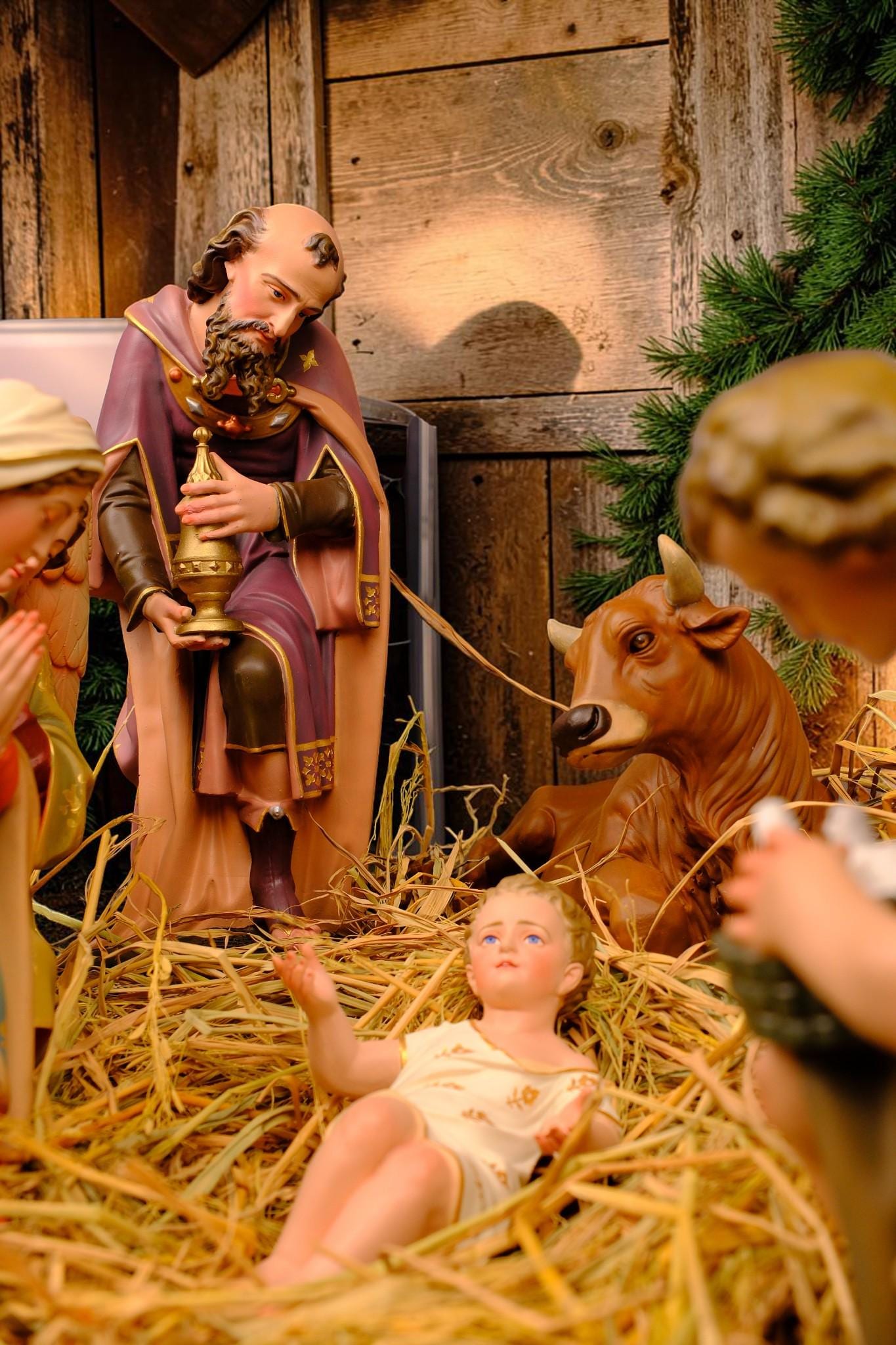Hand-Painted 10-Piece Catholic Nativity Set: Holy Family Religious Christmas Decor