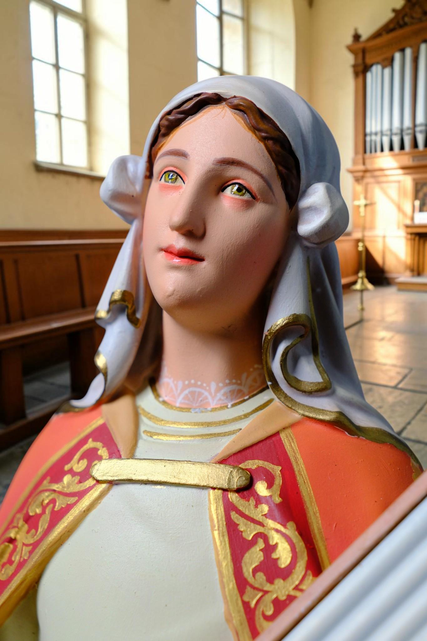 Saint Cecilia Statue, Hand-Painted Stone Resin Catholic Figurine for Home Altar & Music Lovers (40cm)