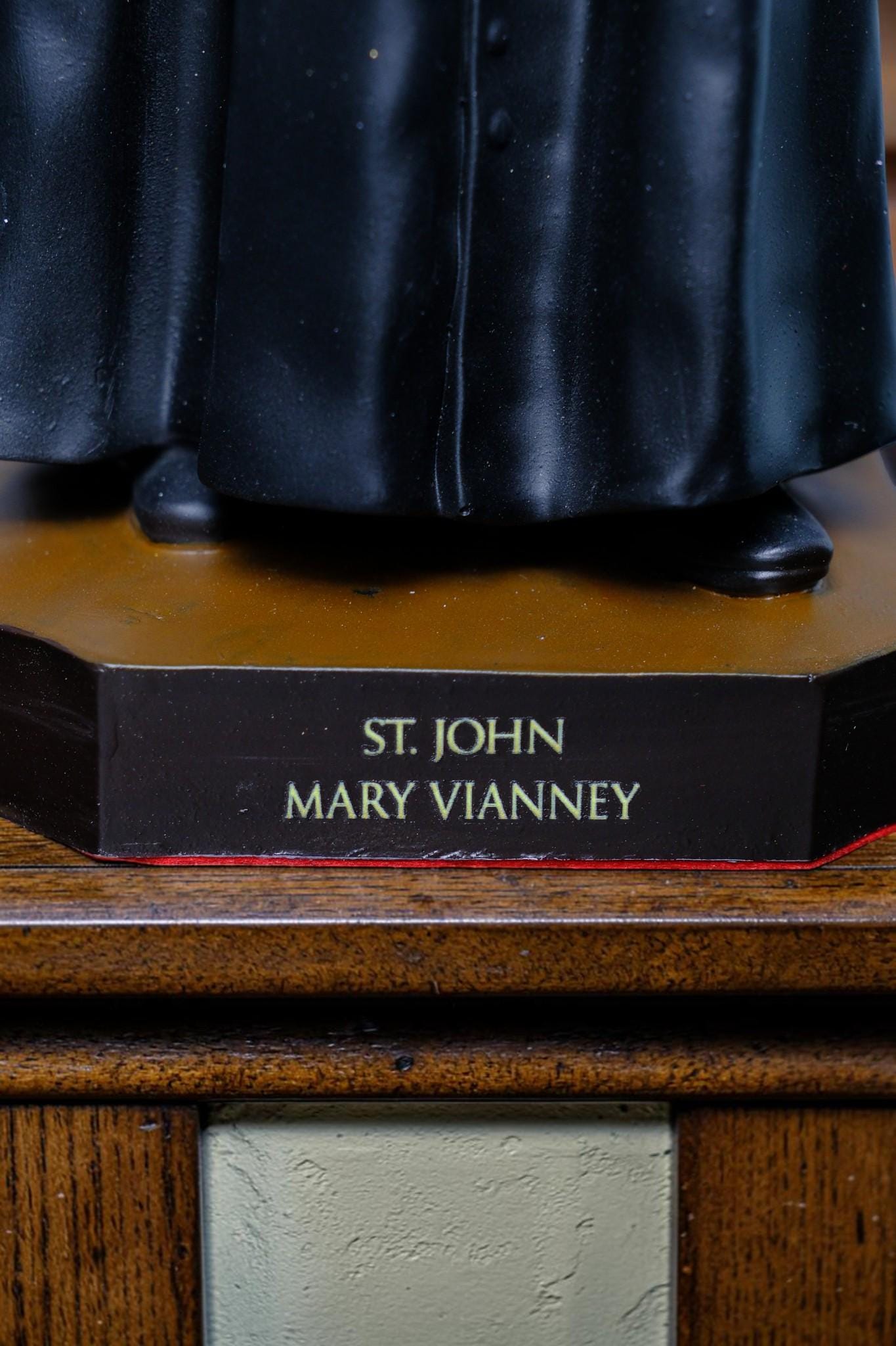 Handmade St John Mary Vianney Statue 37cm Catholic Saint Figurine Curé of Ars Priest Statue Religious Home Altar Catholic Gift