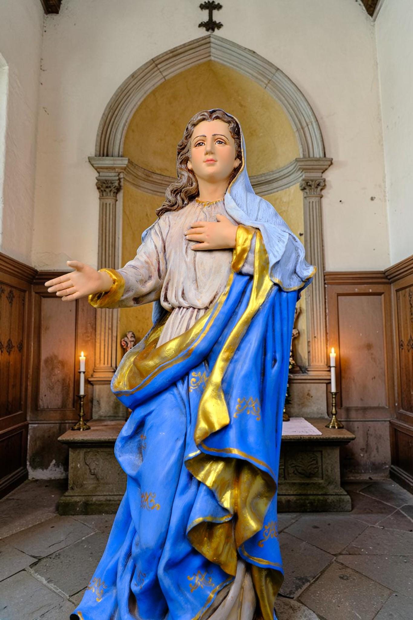Hand-Painted Assumption of Mary Statue, Ornate Stone Resin Catholic Home Altar Decor, Marian Religious Figurine (50cm)