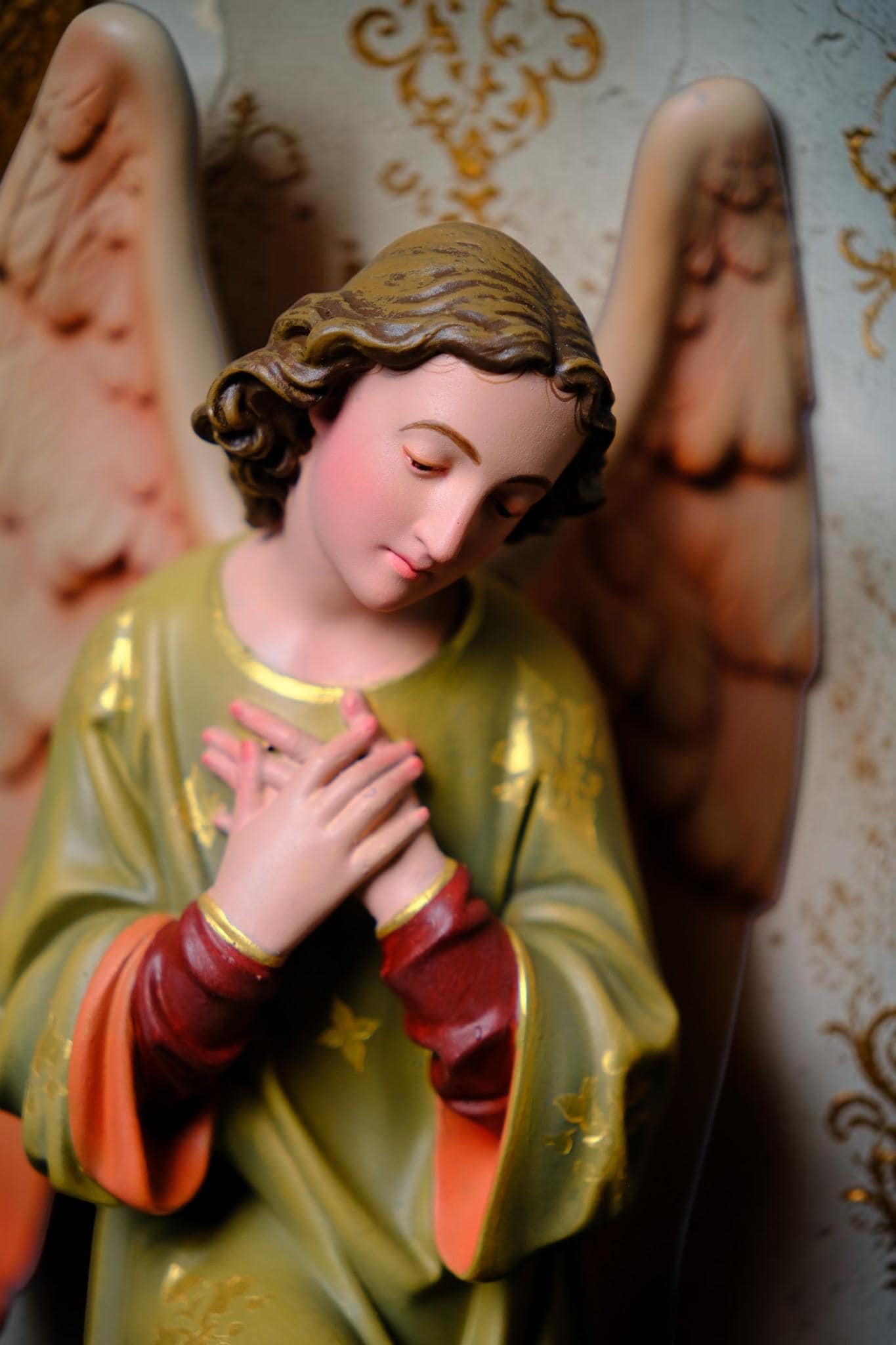 Hand-Painted Kneeling Angel Statues, Catholic Religious Decor, Stone Resin Figurines