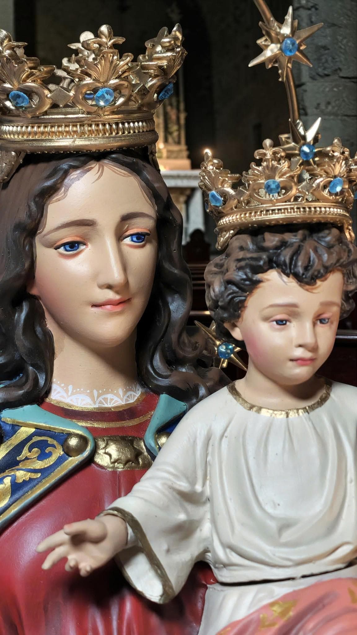 Our Lady Help of Christians Statue, 50cm Virgin Mary with Child Jesus Catholic Decor