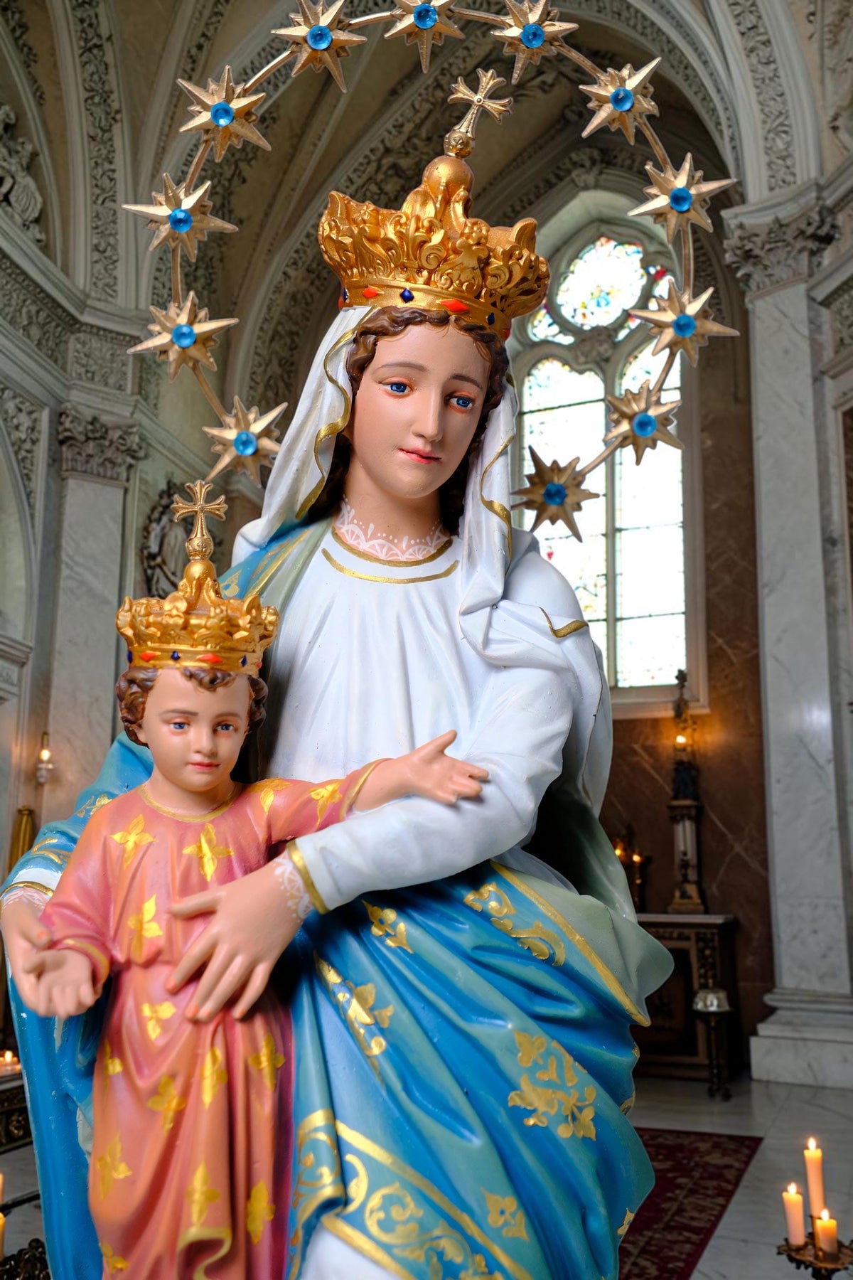 Hand-Painted Our Lady of Victory Statue, 40cm Marian Figurine for Altar Decor