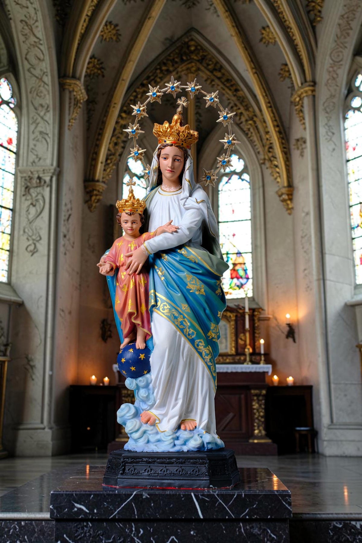 Hand-Painted Our Lady of Victory Statue, 40cm Marian Figurine for Altar Decor