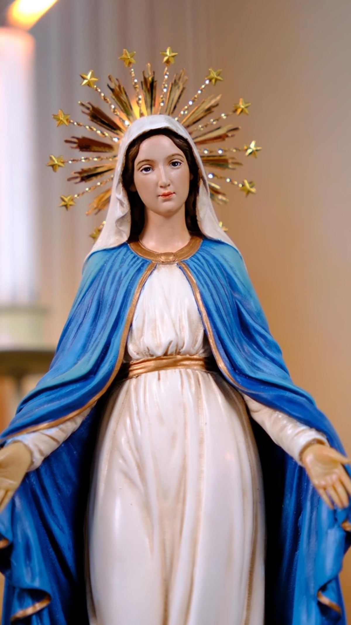 Handcrafted Our Lady of Grace Statue: Vintage Chalk-Finish Virgin Mary Figurine __etsy:8449789963