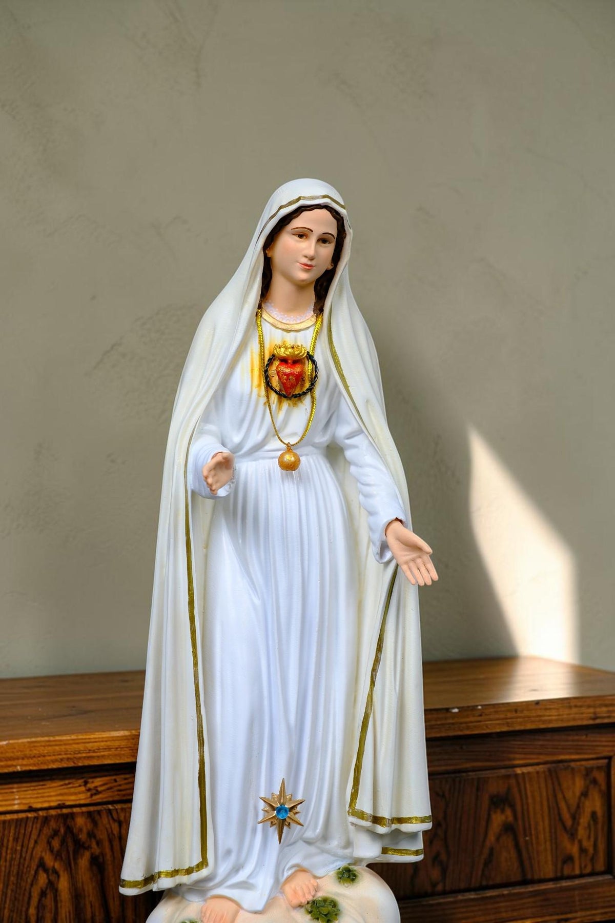 Our Lady of Fatima Statue with Halo Catholic Home Altar Decor
