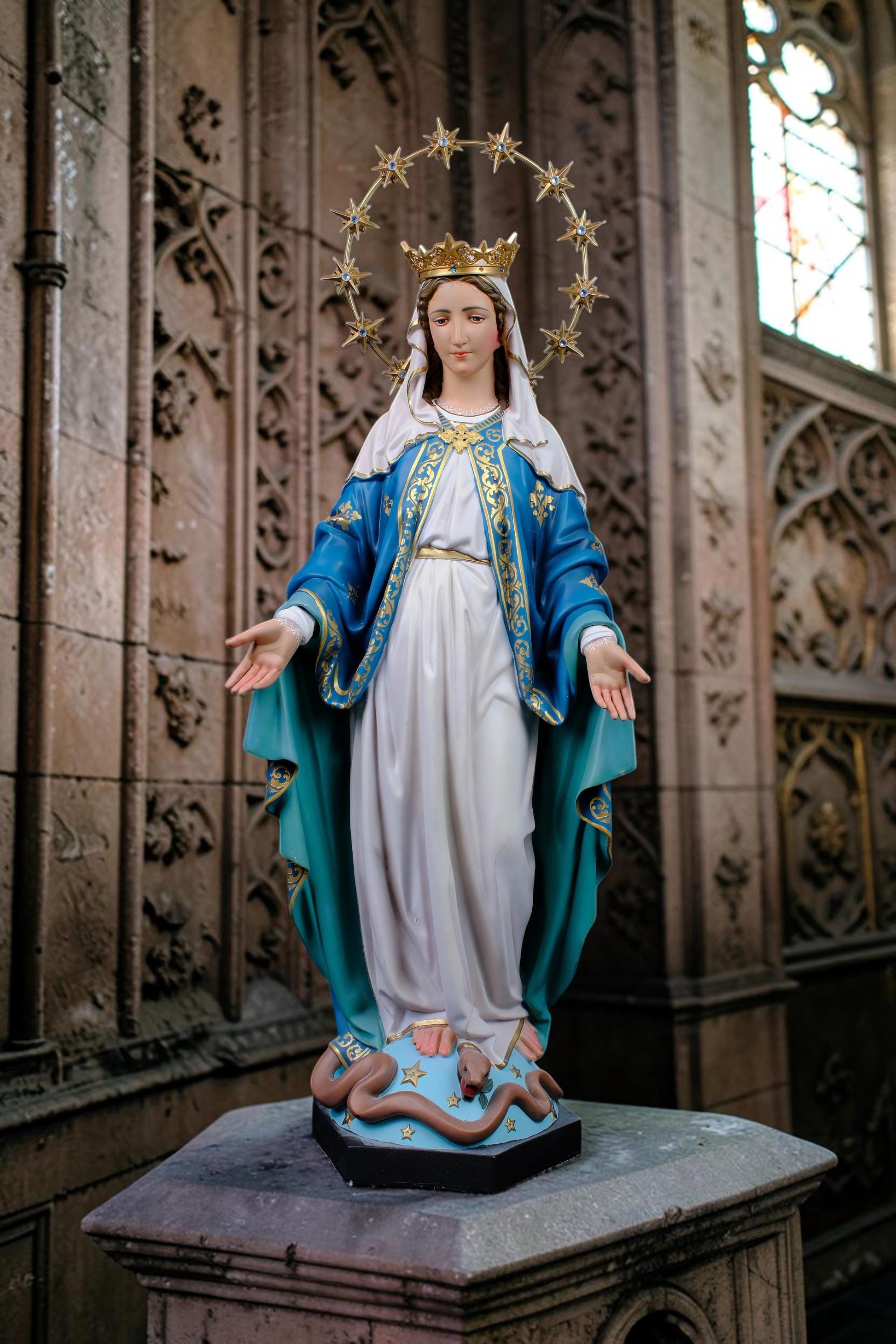 Hand-Painted Our Lady of Grace Statue: Virgin Mary Figurine, Antique Finish, 40cm __etsy:8478958934