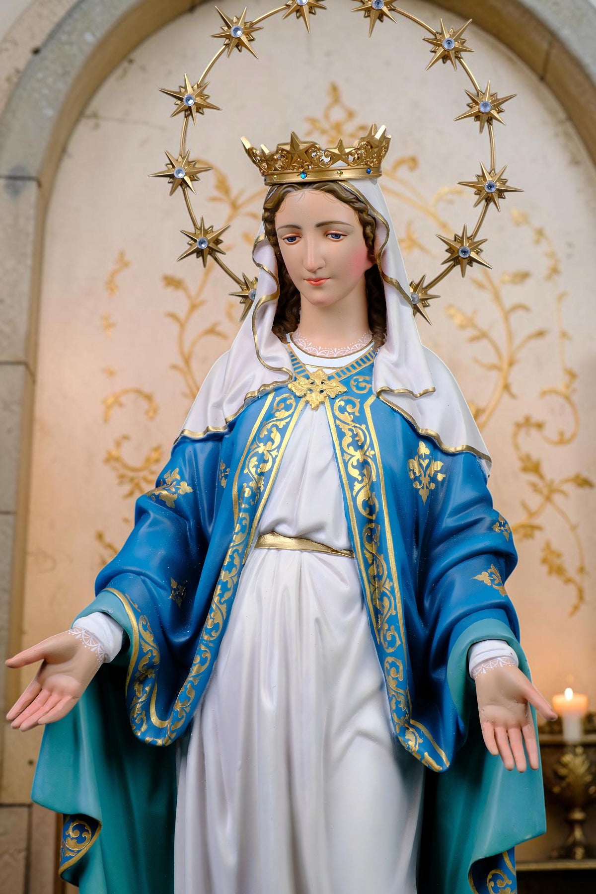 Hand-Painted Our Lady of Grace Statue, Catholic Home Altar Decor (40cm/60cm)